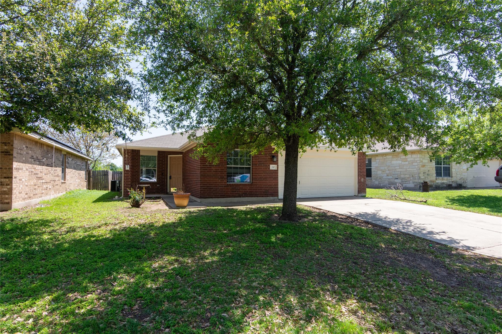 245 Shale DR — photo 4