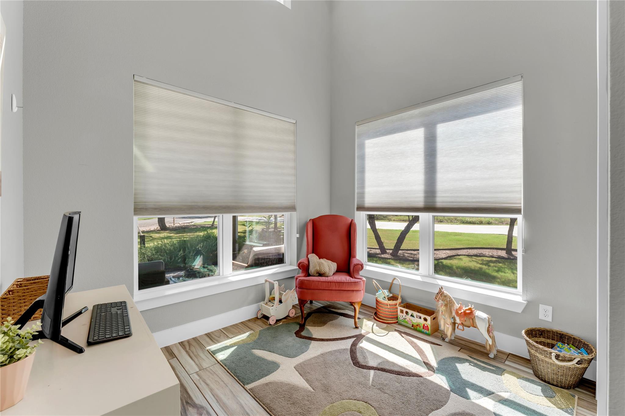 824 Woodland Hills DR — photo 4