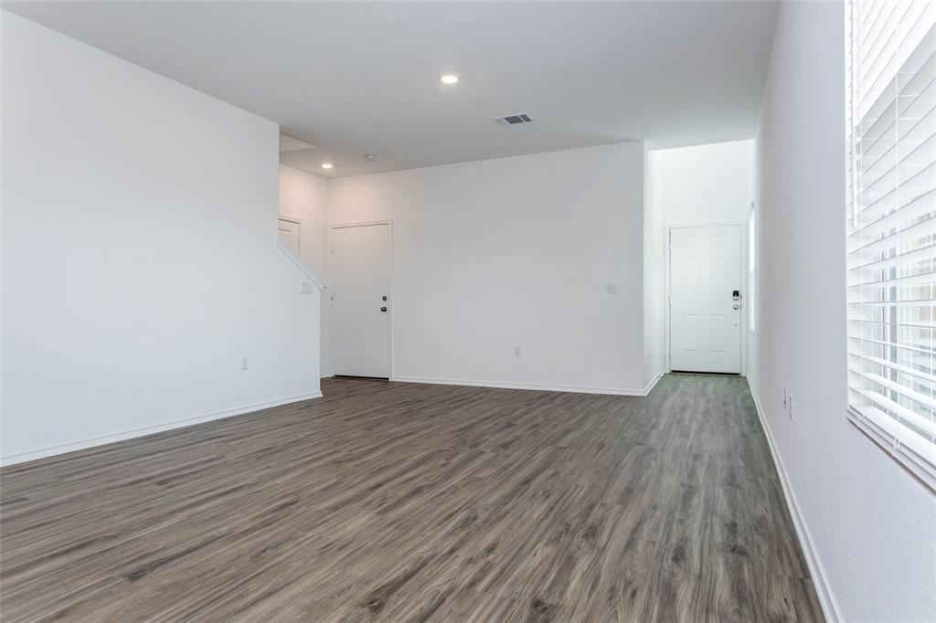 7305 Spotted Leaf WAY — photo 4