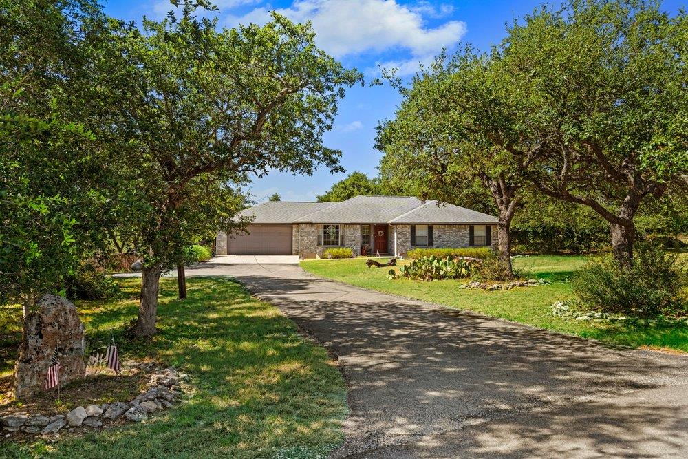 2111 Stallion Springs DR — photo 3