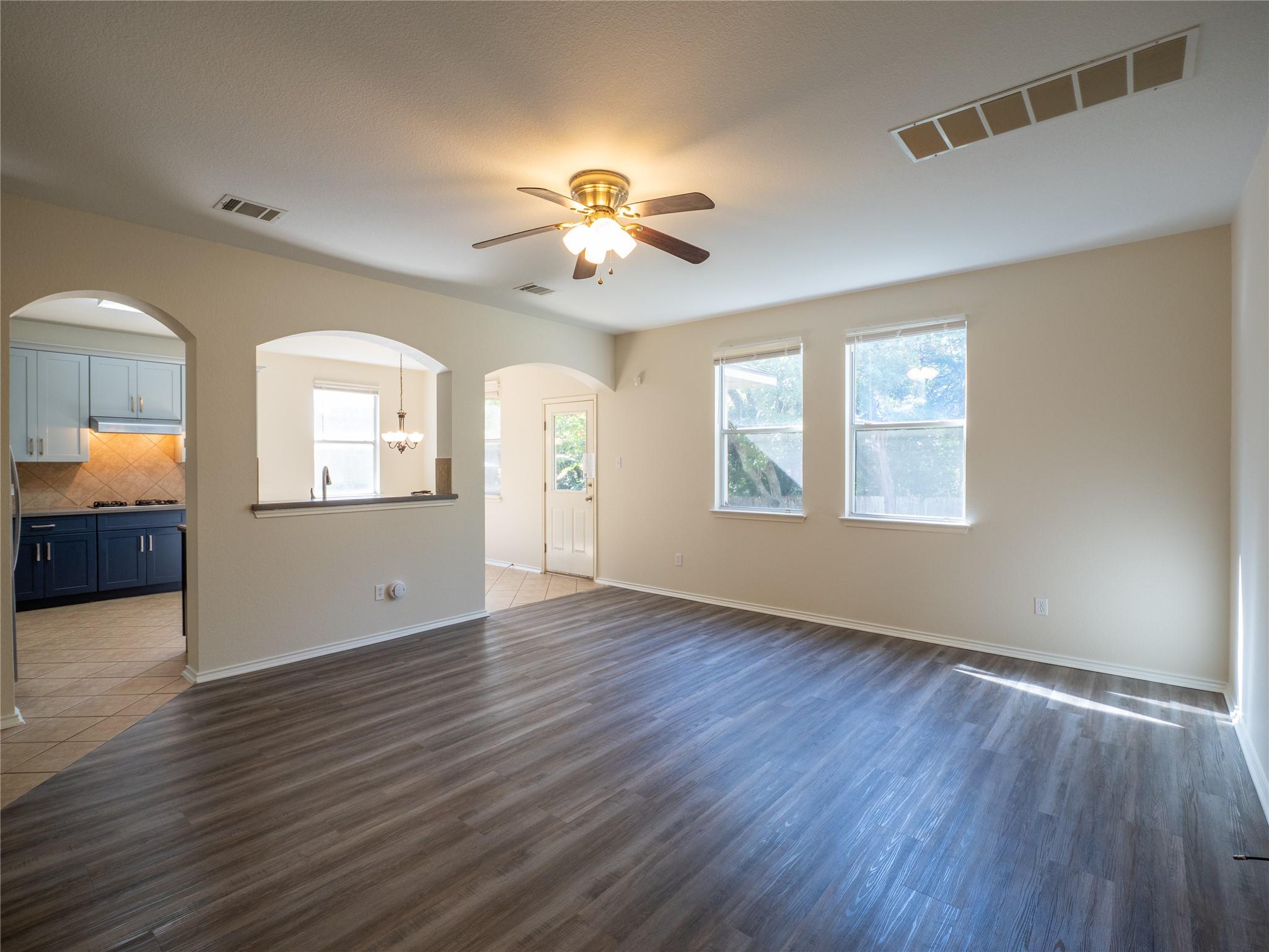 1710 Lomita DR — photo 4