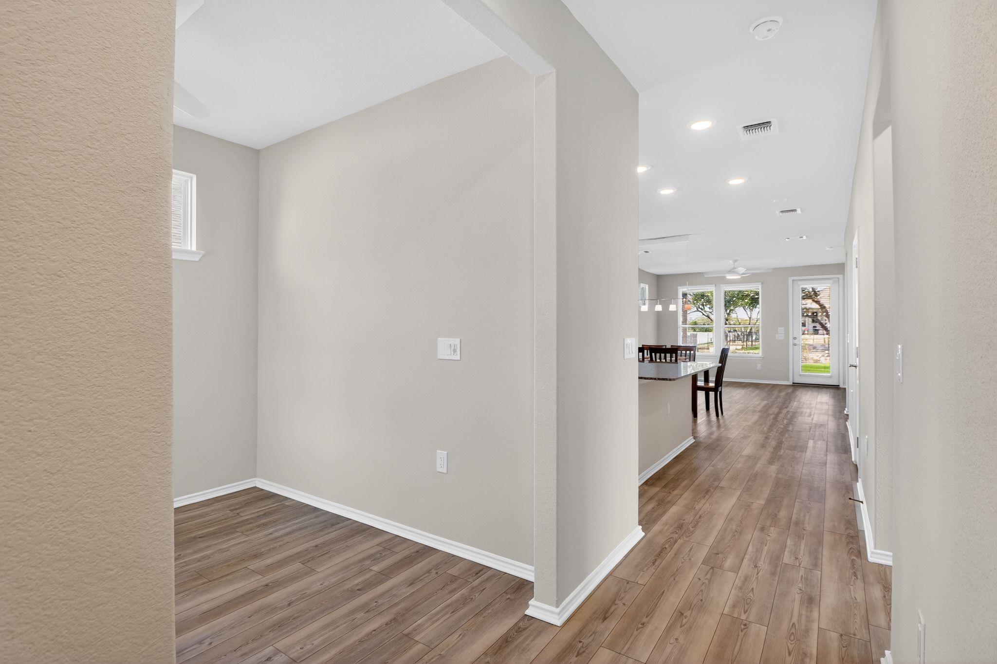 116 Bristol CV — photo 4
