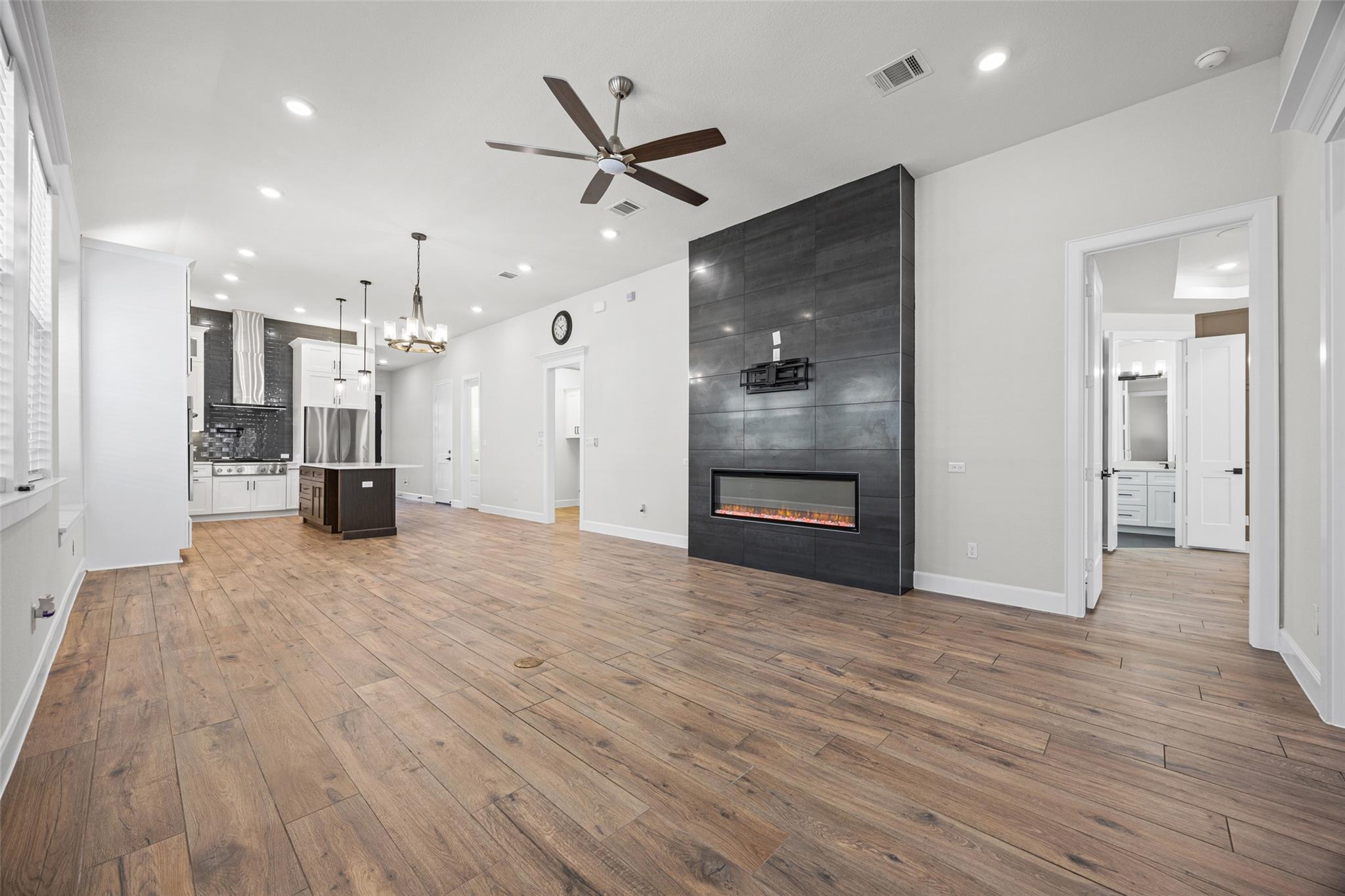 140 Caterpillar LN — photo 5