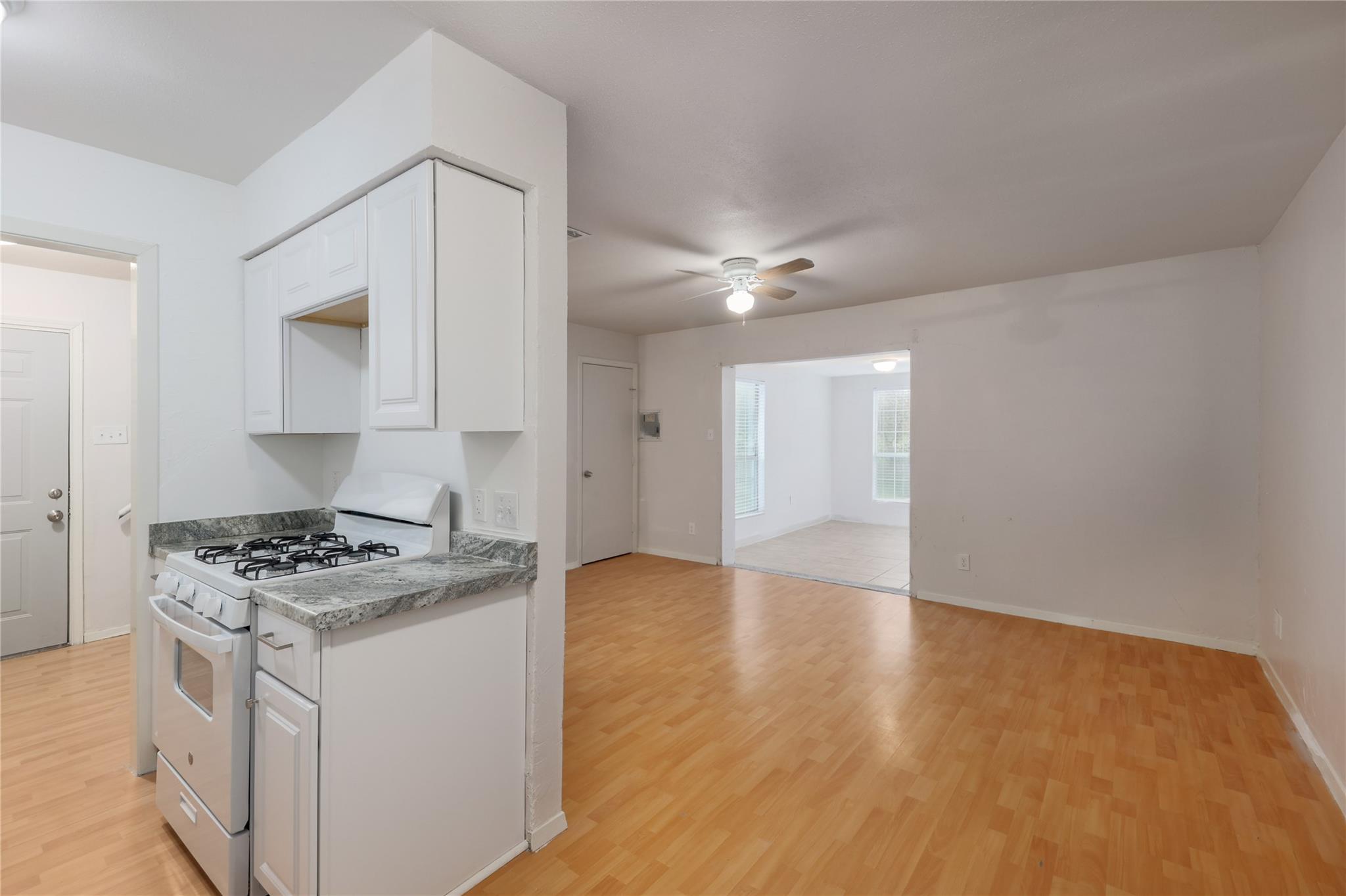 2201 Mission Hill CIR #4 — photo 5
