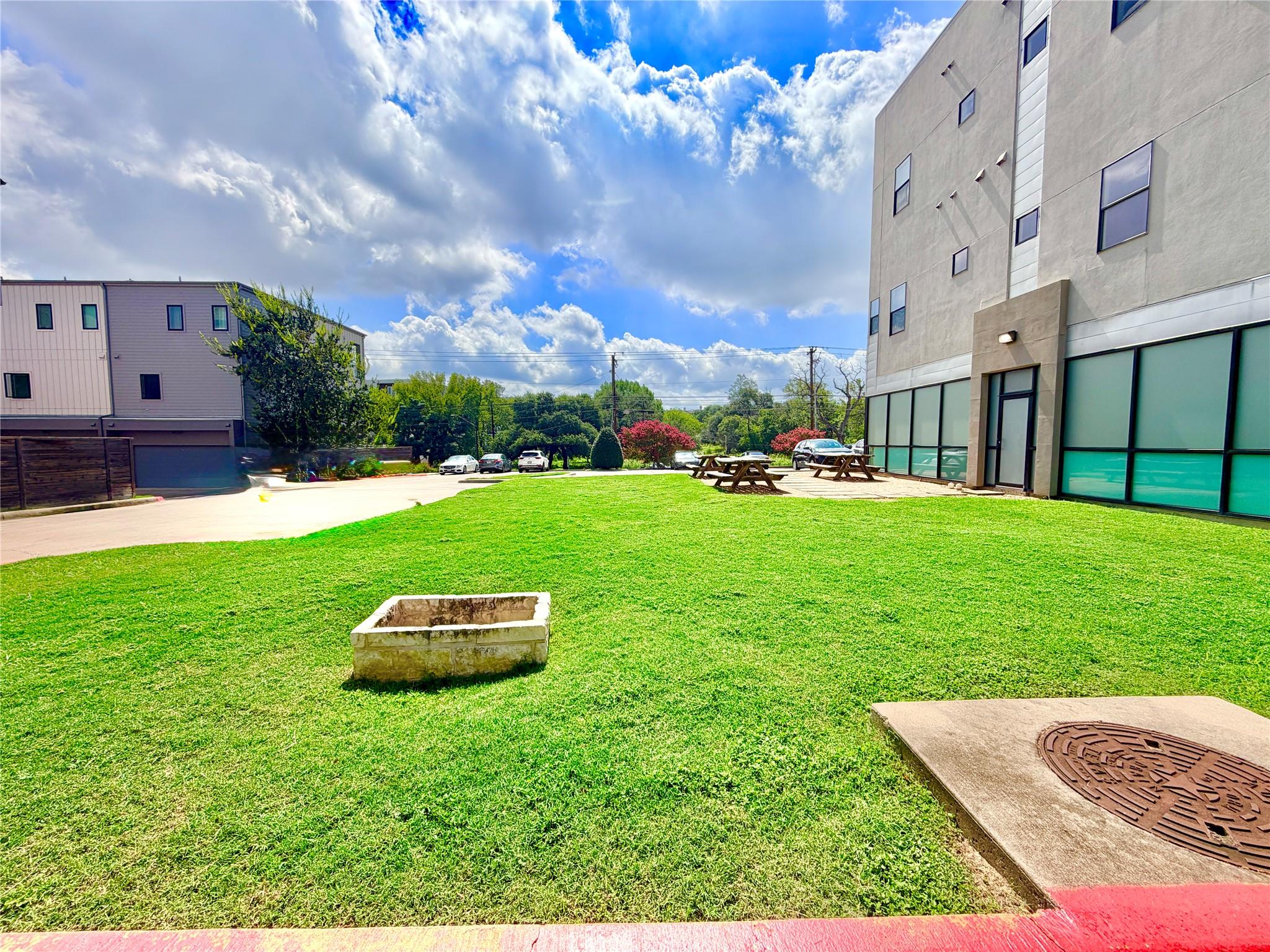 6000 Congress Ave #Courtyard — photo 5