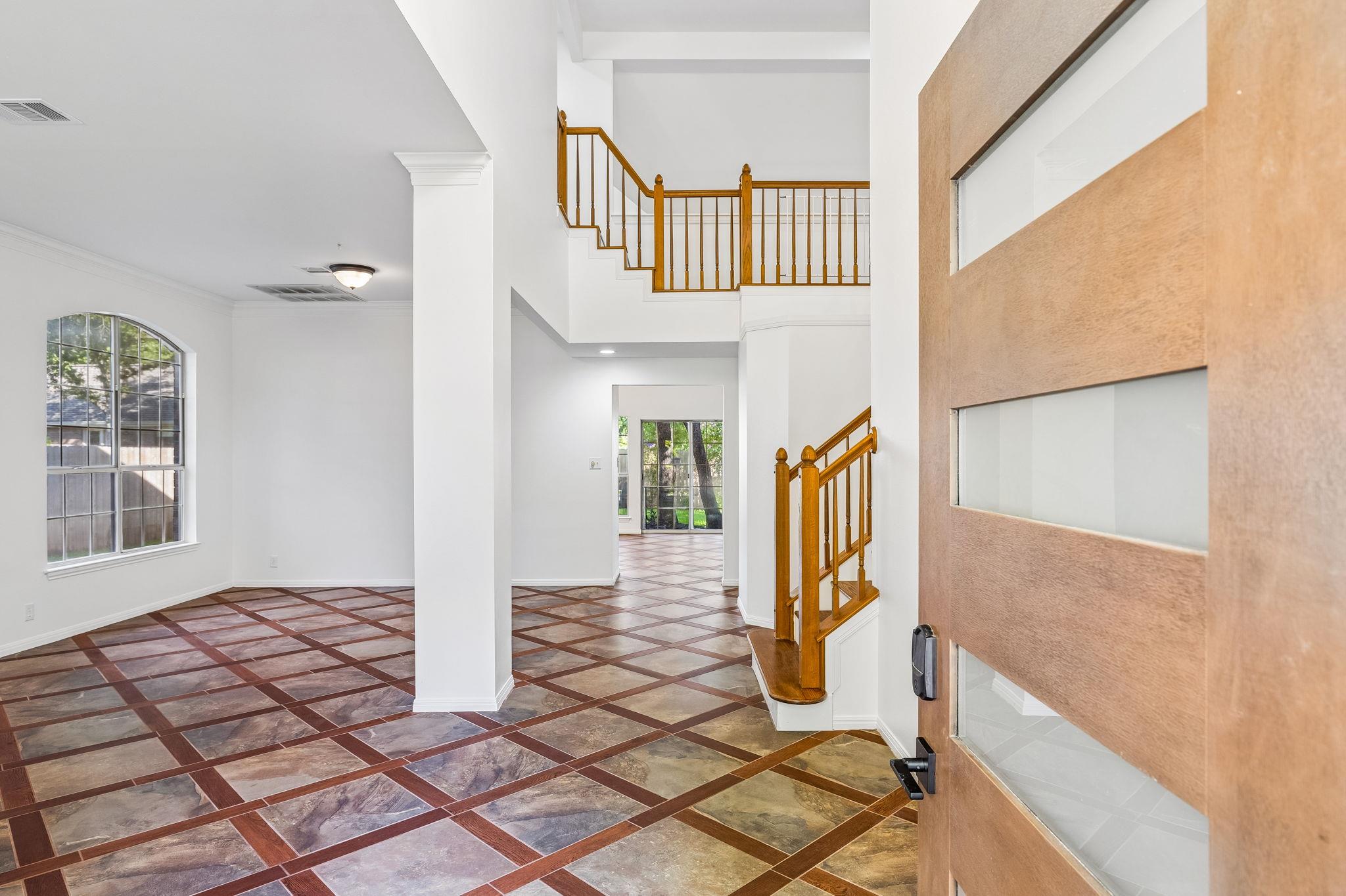 1908 Clearwater DR — photo 5