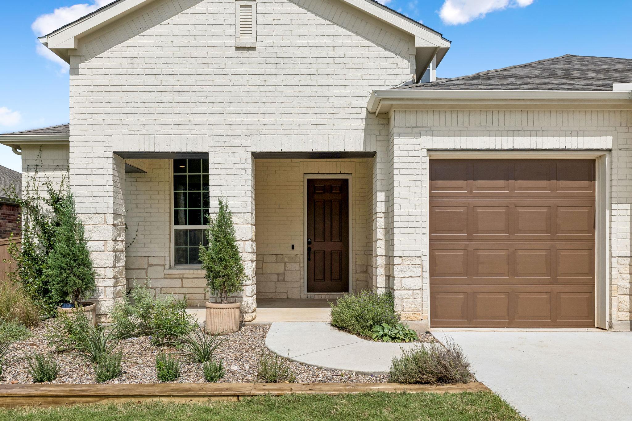 409 Verbena DR — photo 4