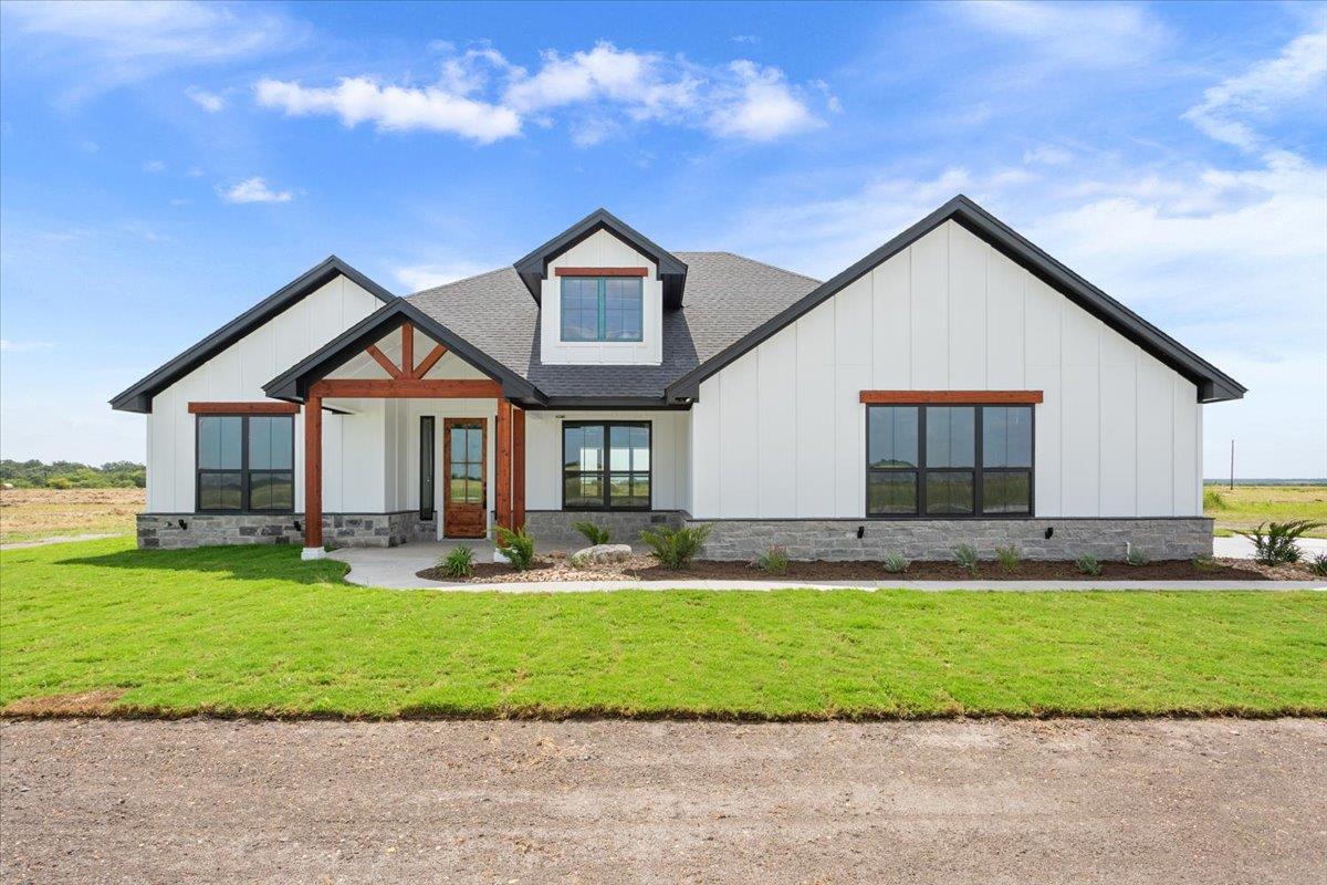 18085 Round Hall RD