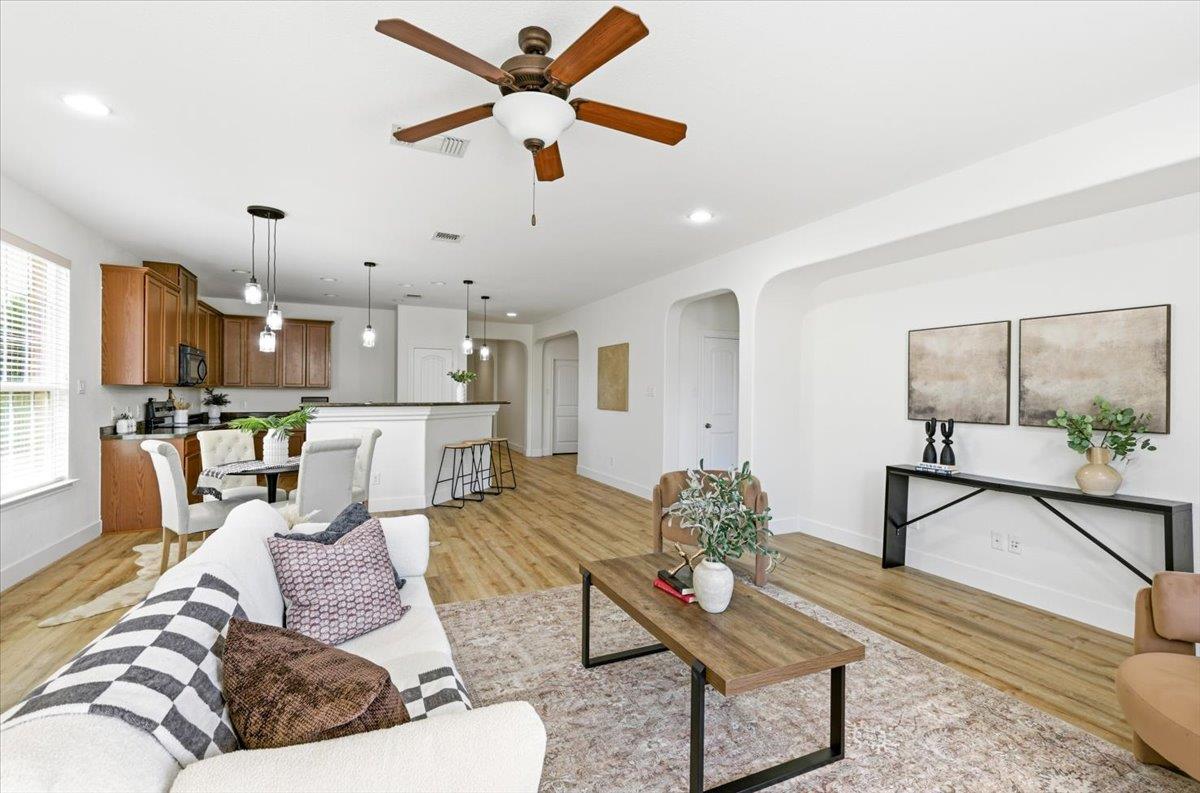 1113 Renaissance TRL — photo 3