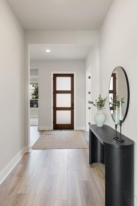 221 McMillian Drive — photo 3