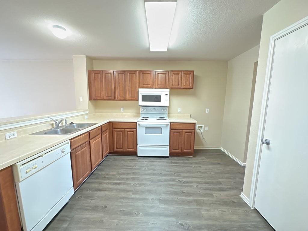 1000 Bluff Meadow CV — photo 5