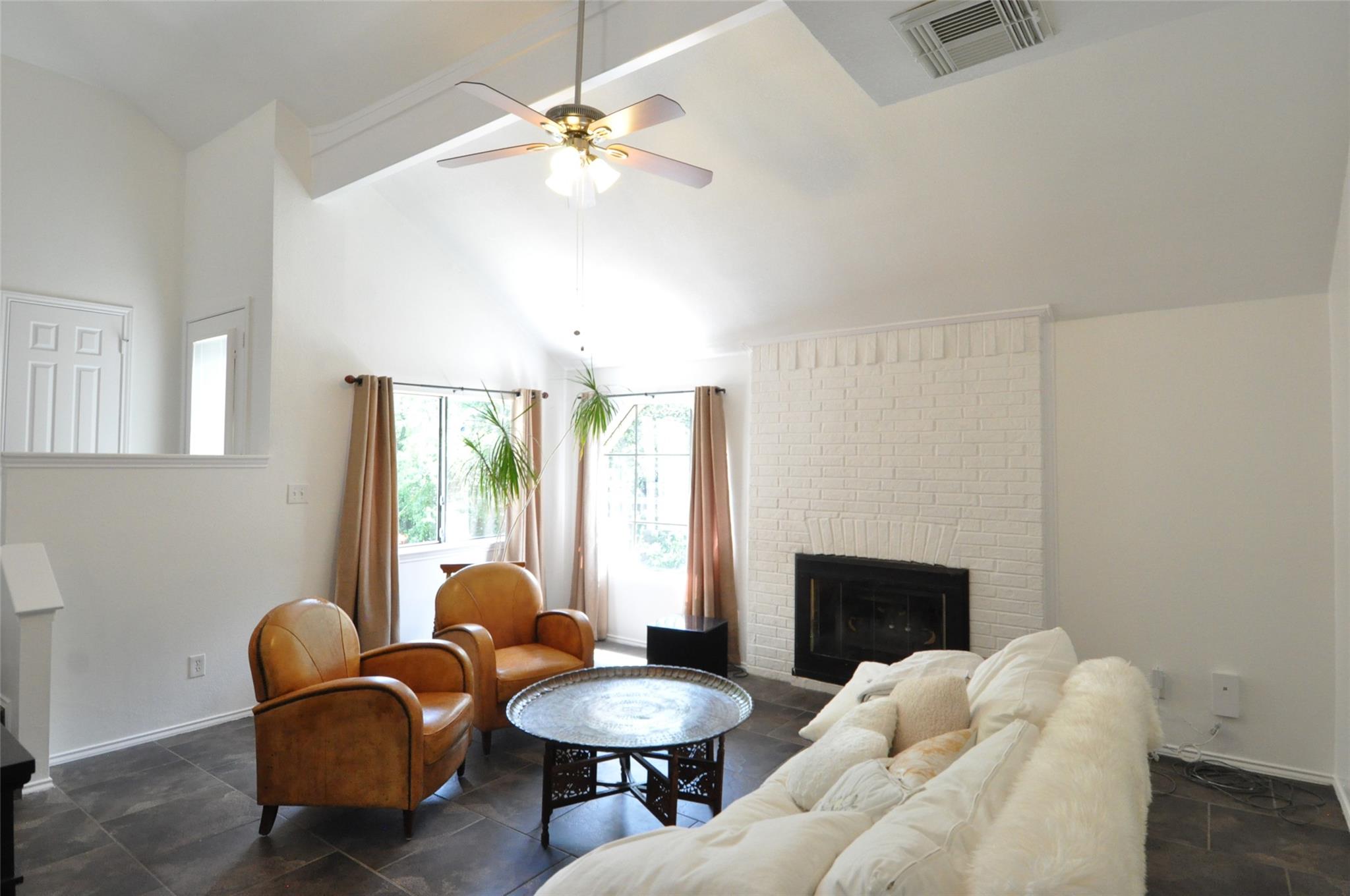 9902 Talleyran DR — photo 4