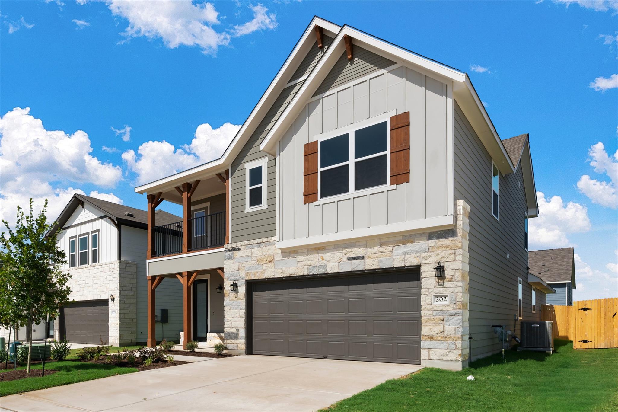 202 Willow Heights DR — photo 3