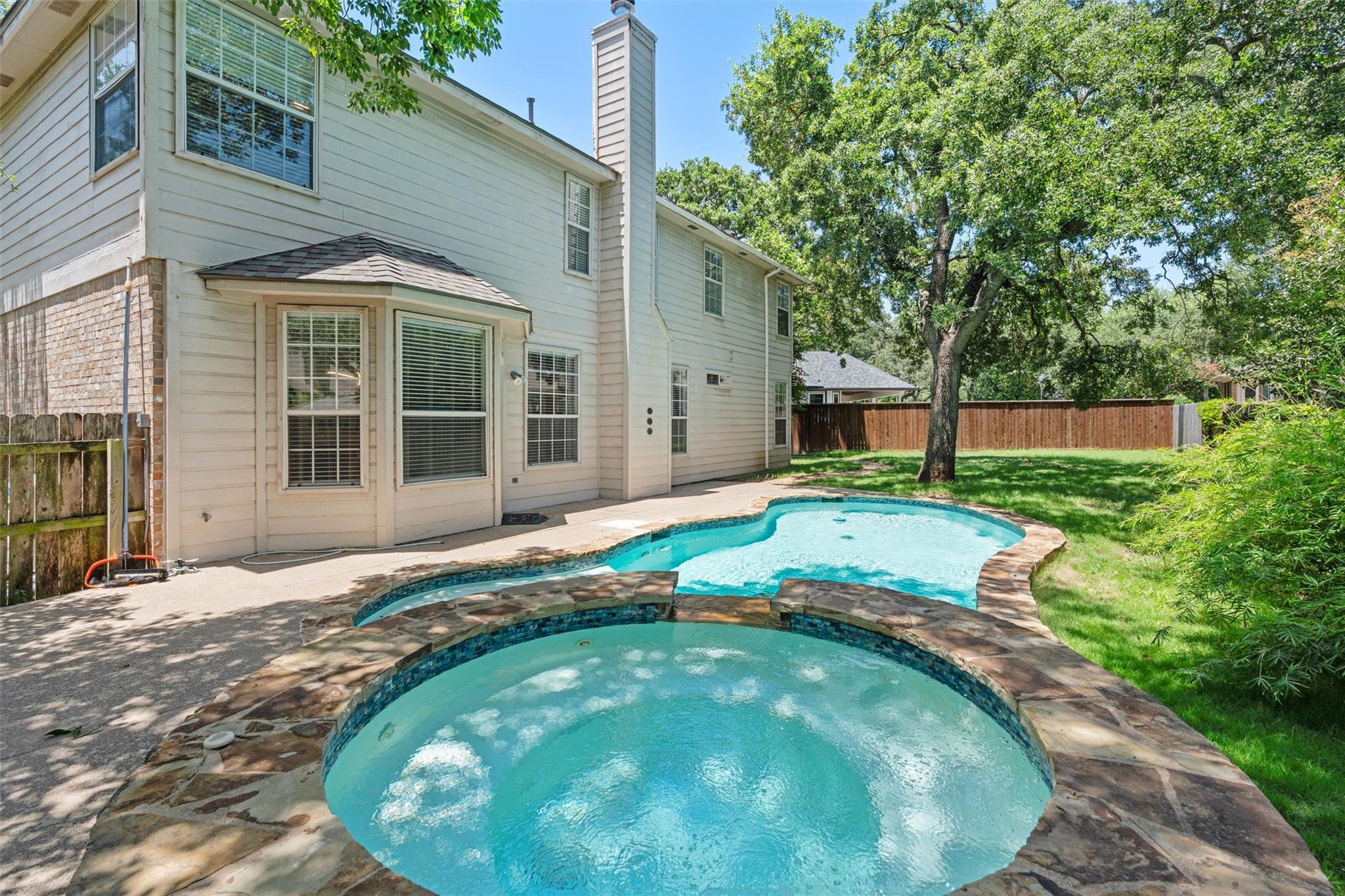104 Whitechapel CT