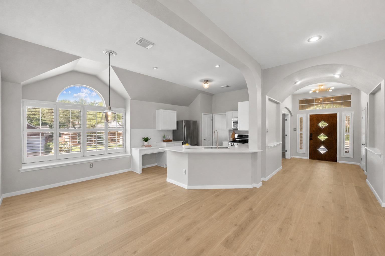 9321 Colberg DR — photo 5