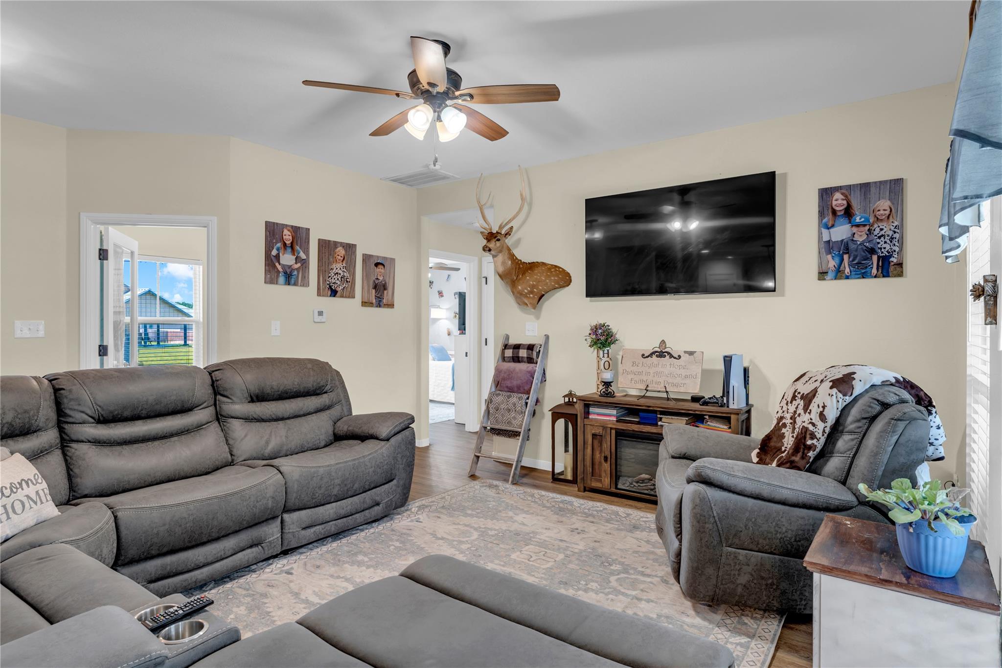 1106 Limestone DR — photo 3