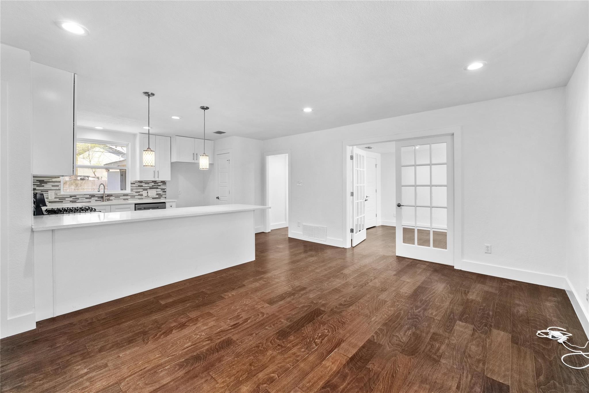 6414 Kenilworth DR — photo 5
