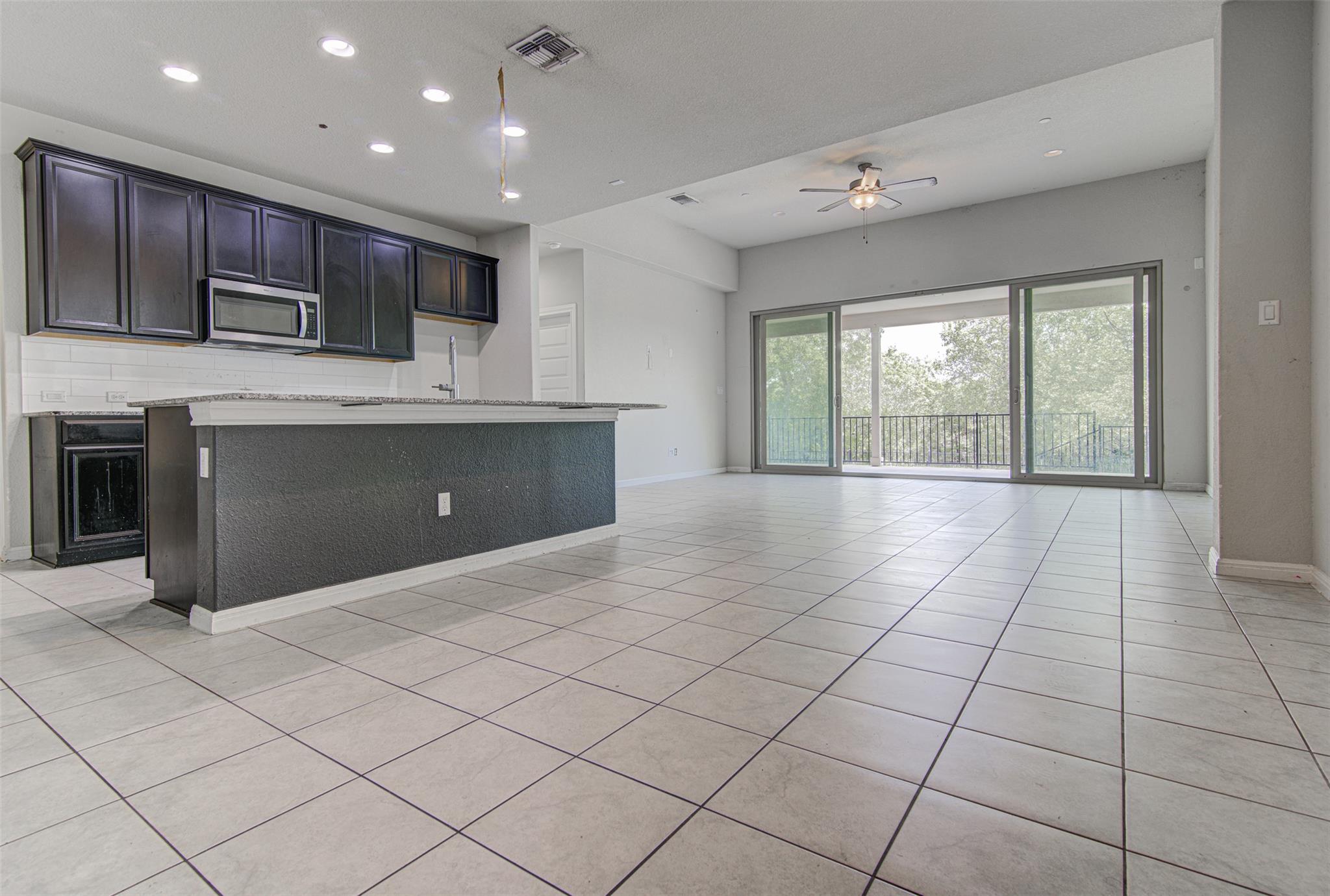 7000 Llano Stage TRL — photo 3