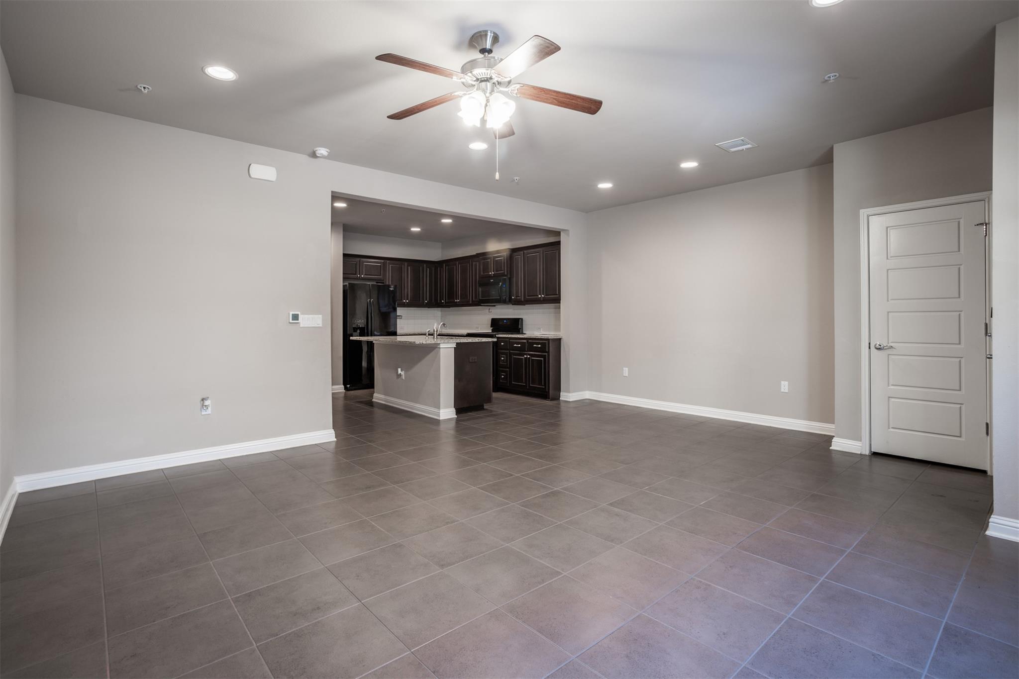 13800 Lyndhurst ST #332 — photo 3