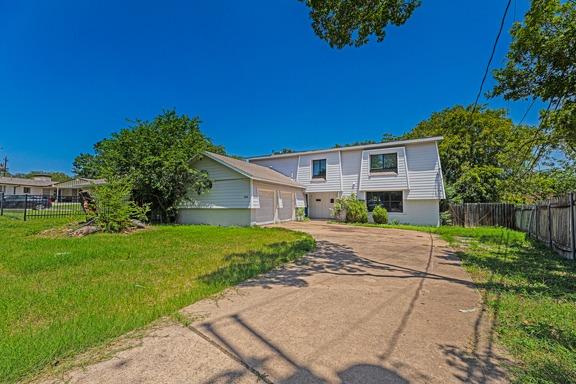 8524 Dryfield DR — photo 3