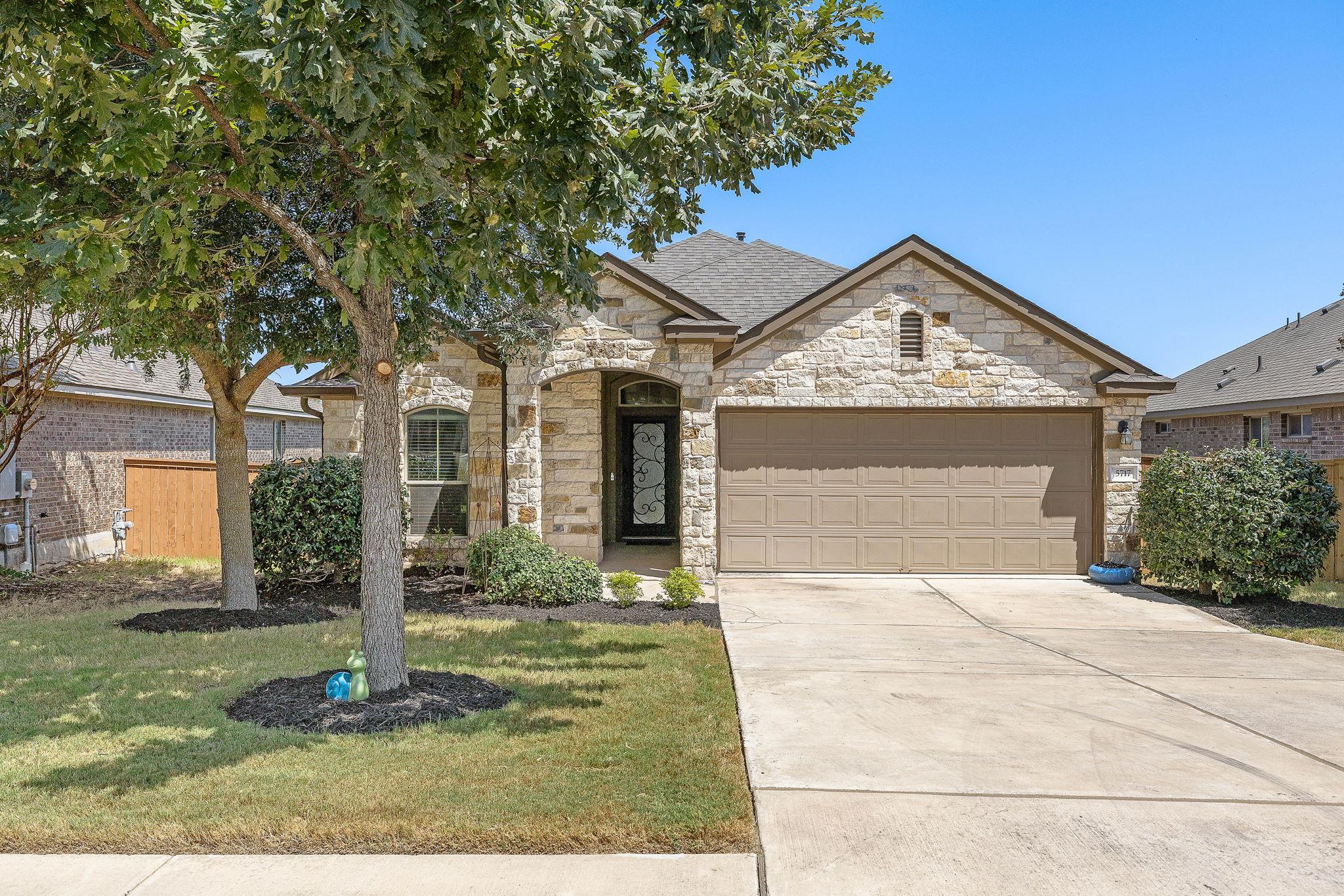 5717 Scenic Lake DR