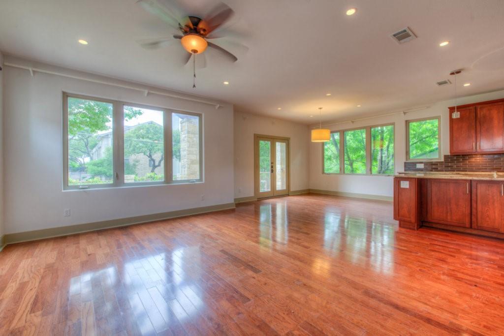 605 Peacock LN #C — photo 5