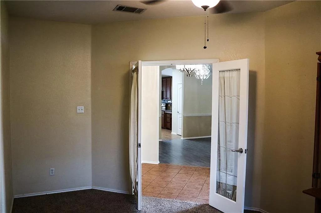 100 Creek Bend DR — photo 3