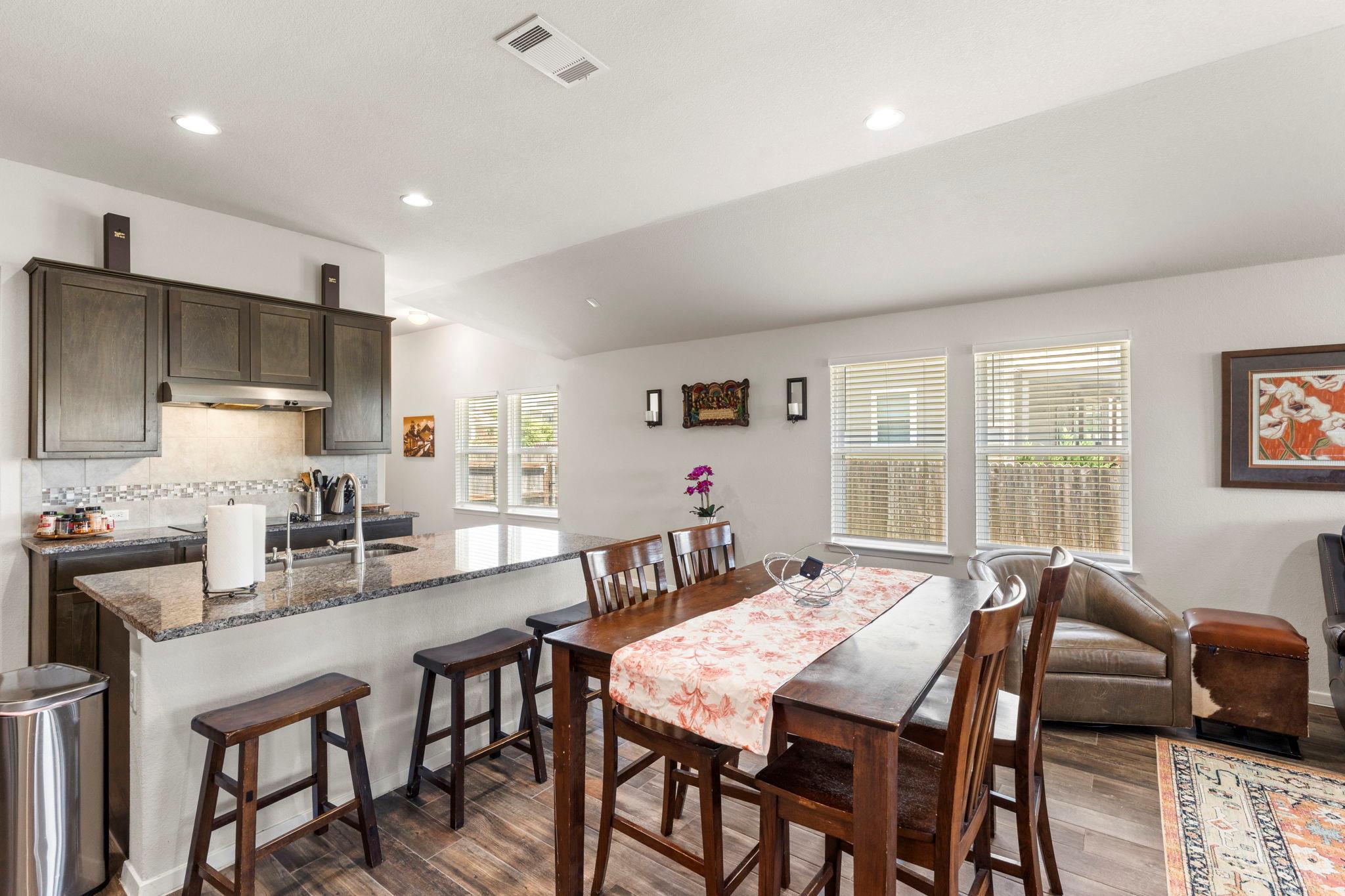 205 Four Star DR — photo 4