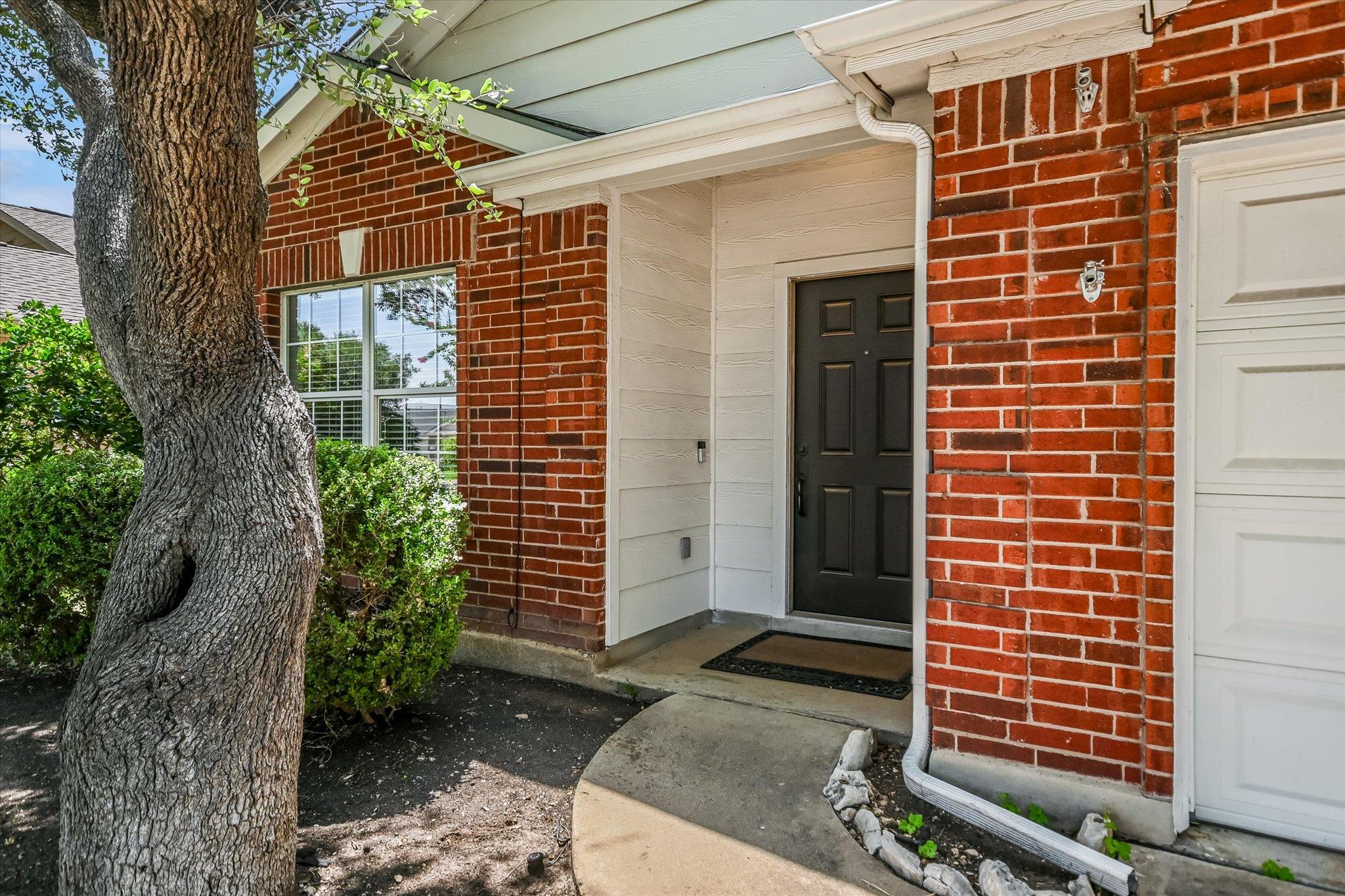 2111 Kimra LN — photo 3