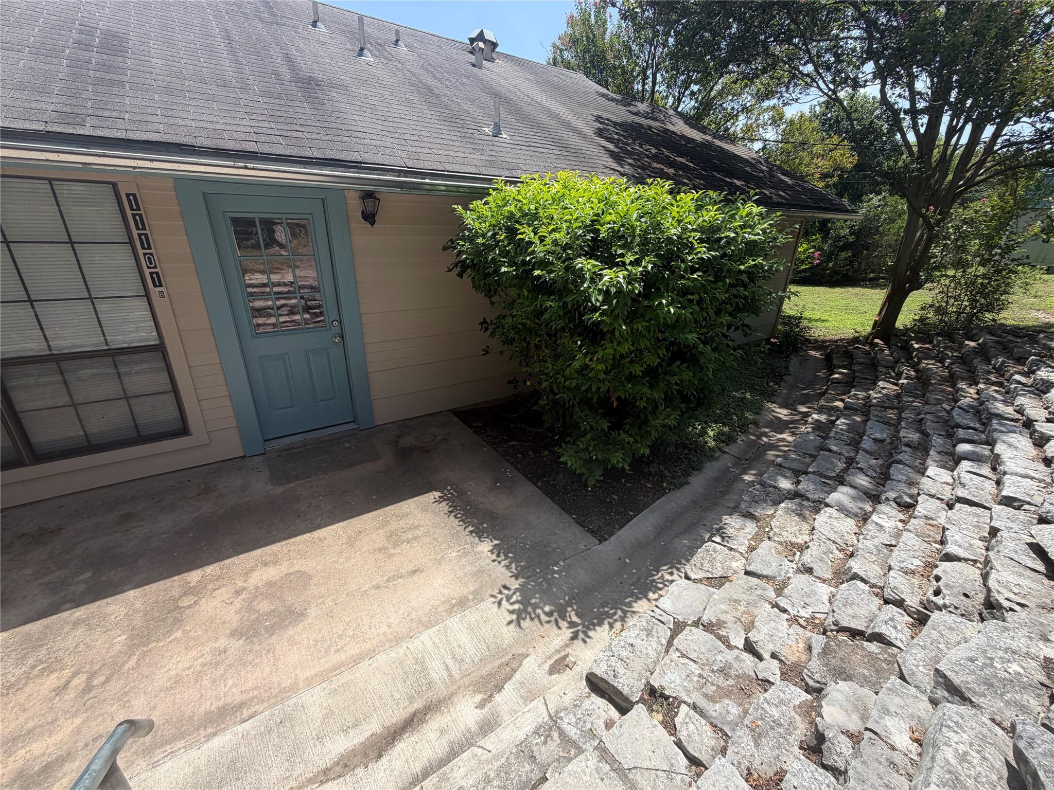 11101 Oak Branch DR #A & B — photo 3