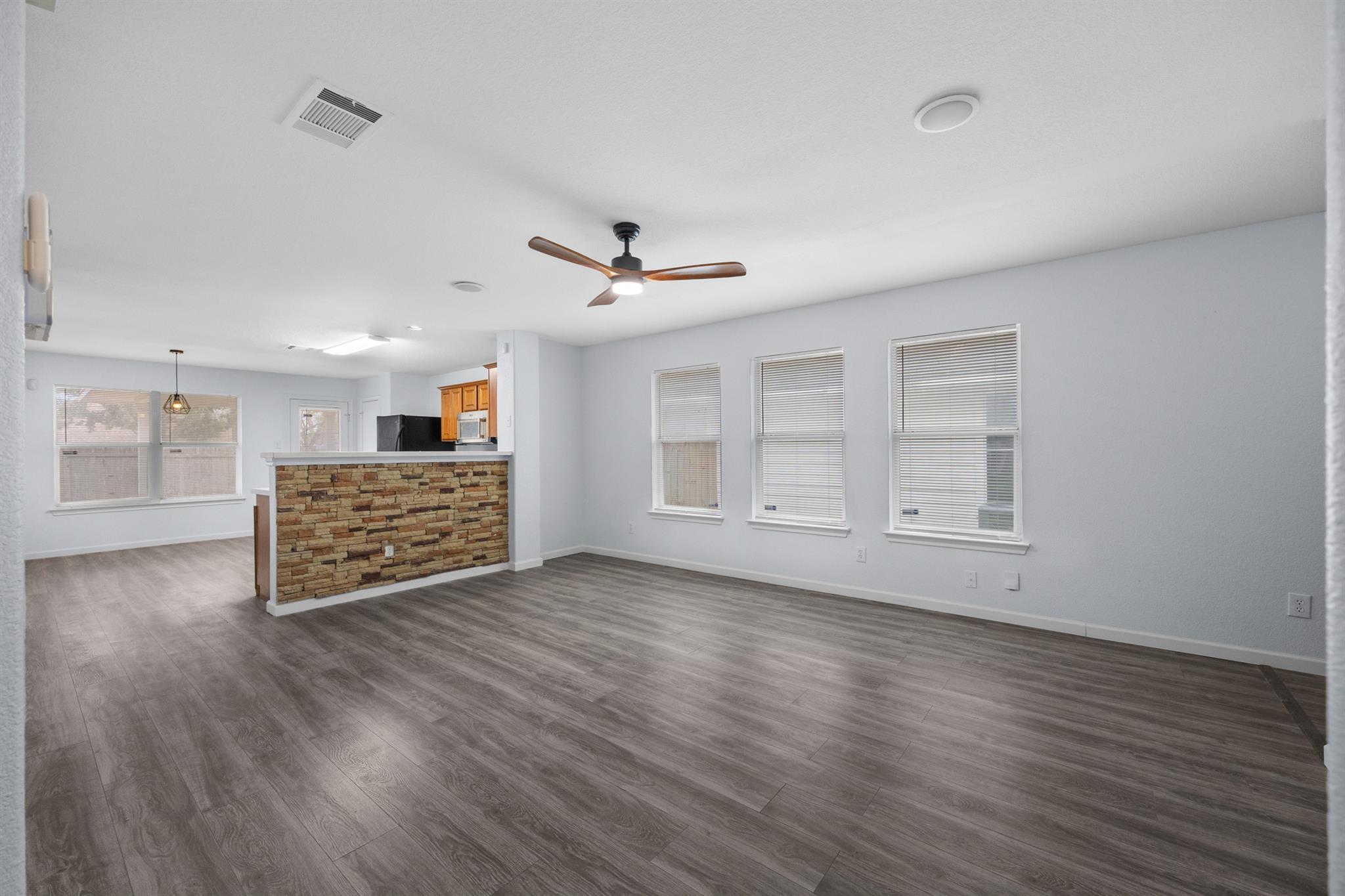 3209 Etheredge DR — photo 5