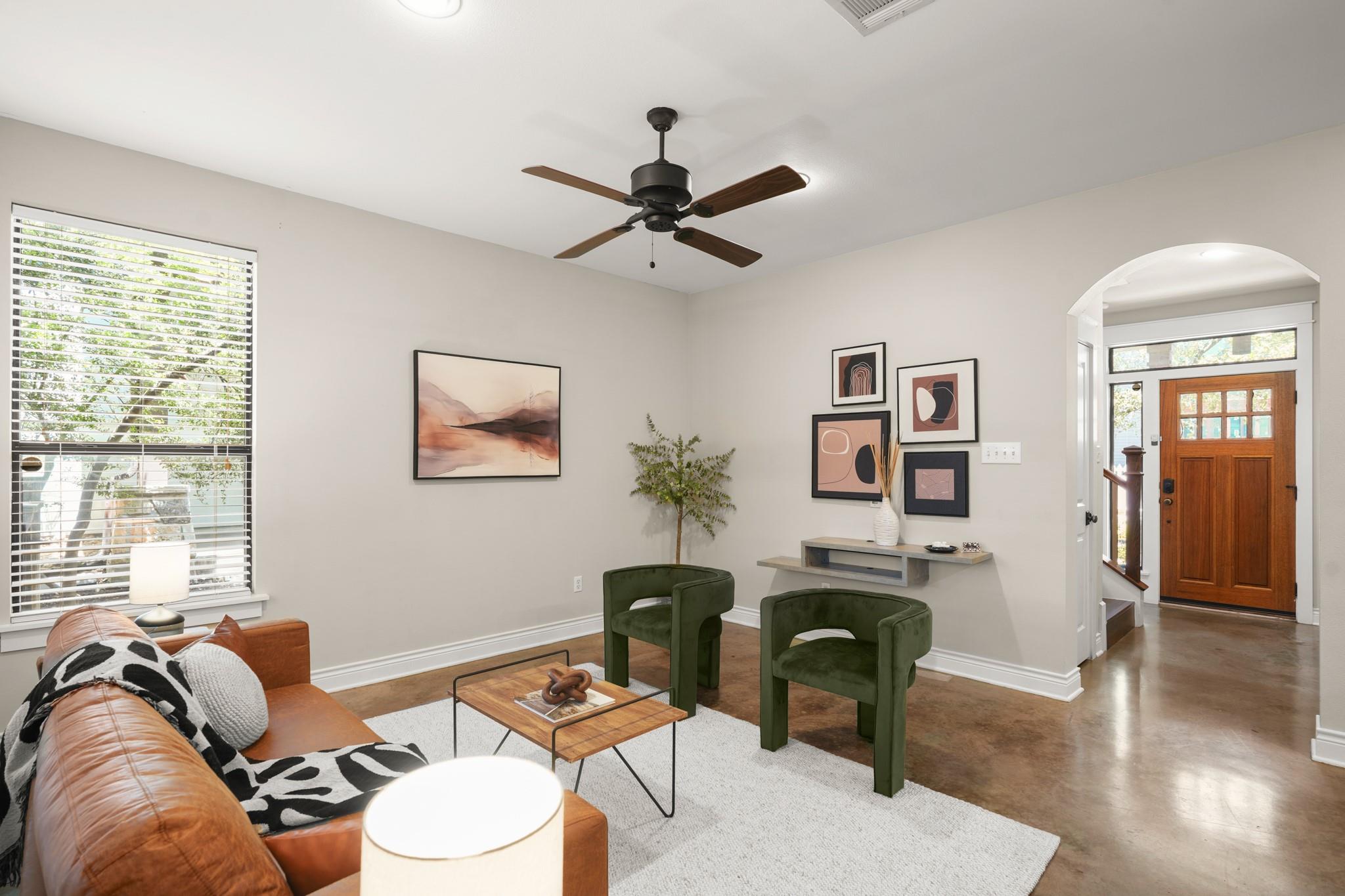 1318 Newning Ave #C — photo 3