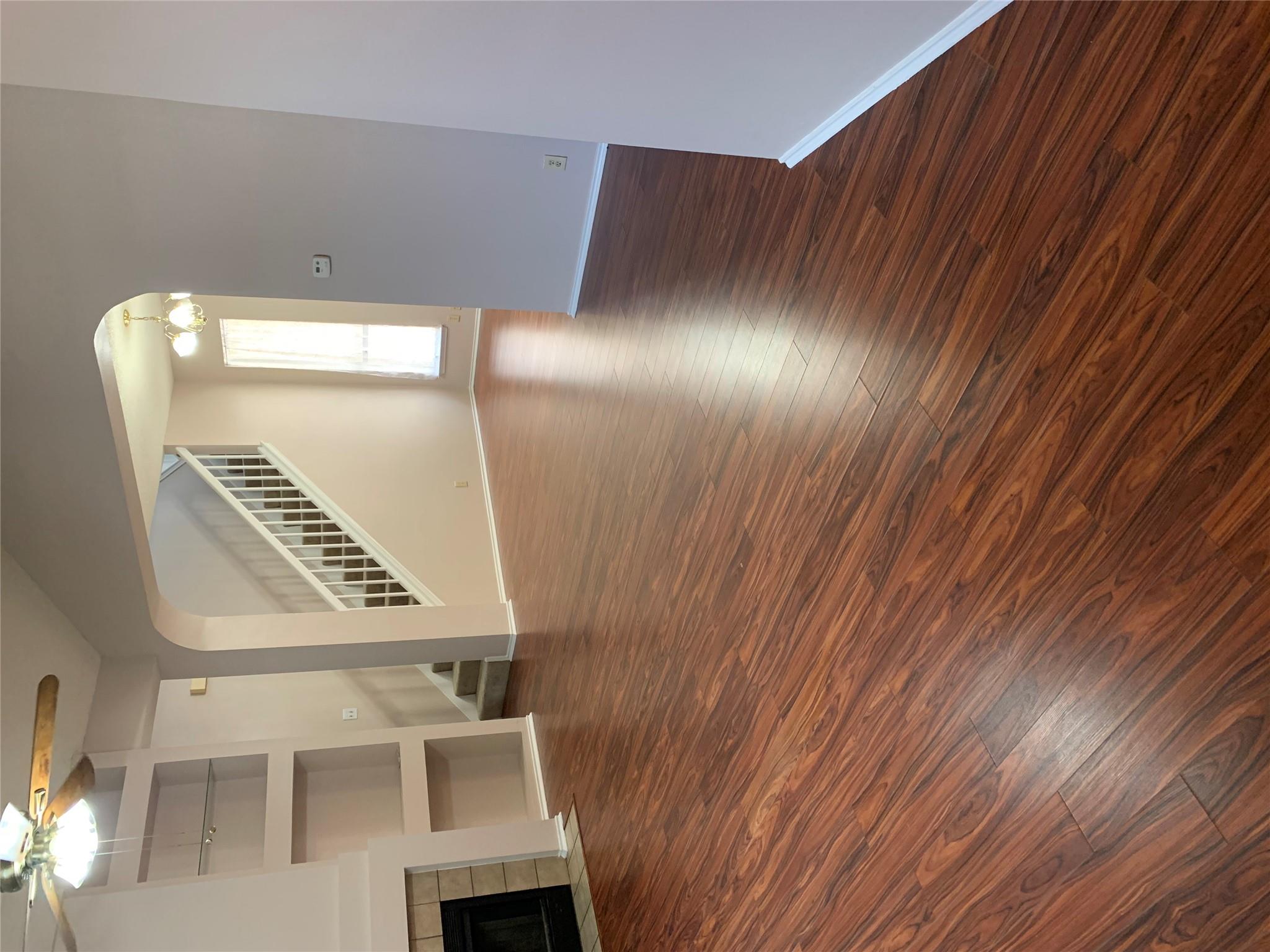 3215 Tree Grove DR — photo 4