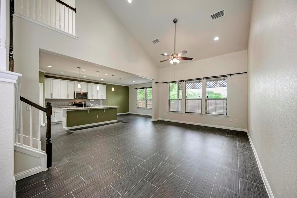 10617 Portico LN — photo 4