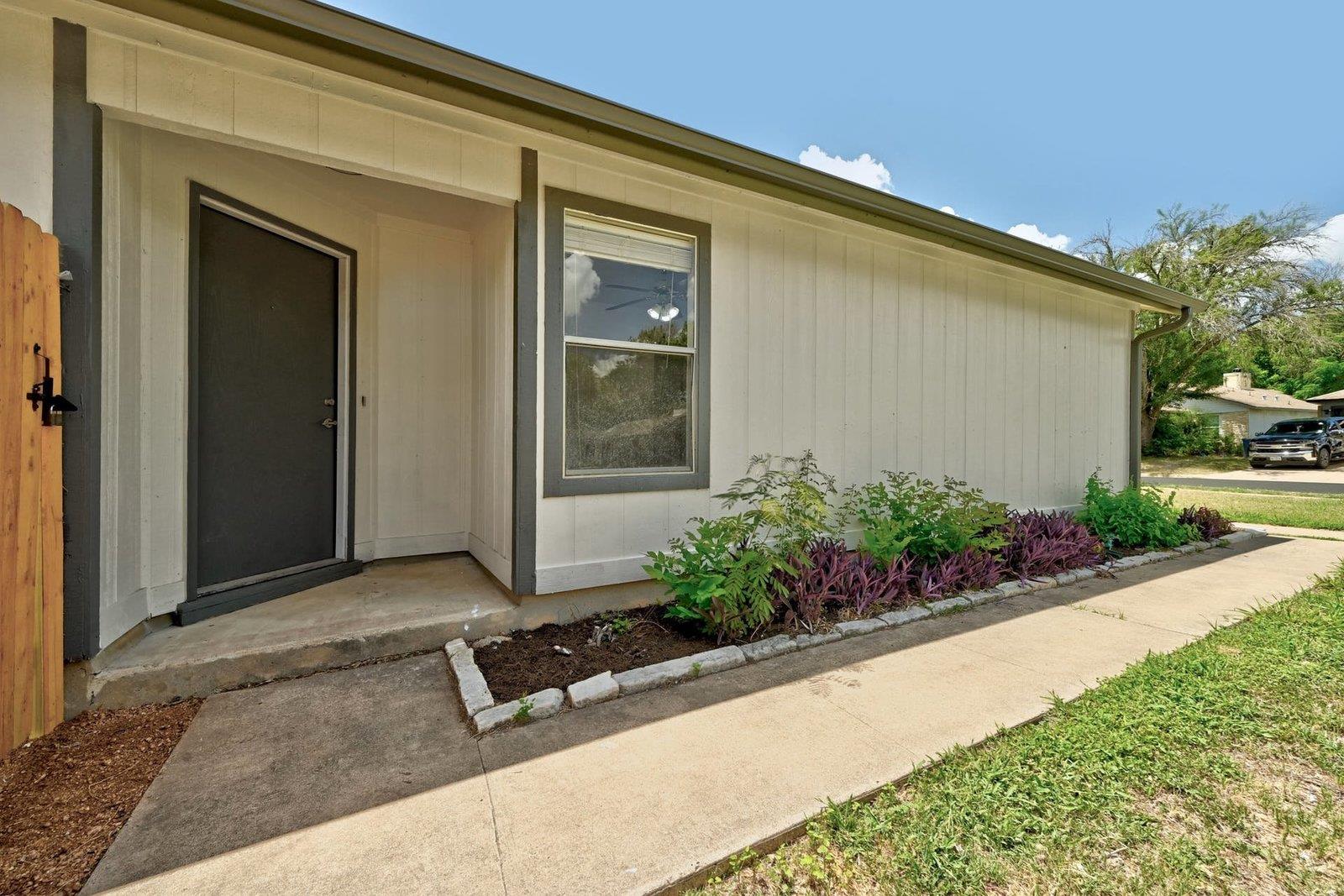 9601 Holly Springs DR — photo 4