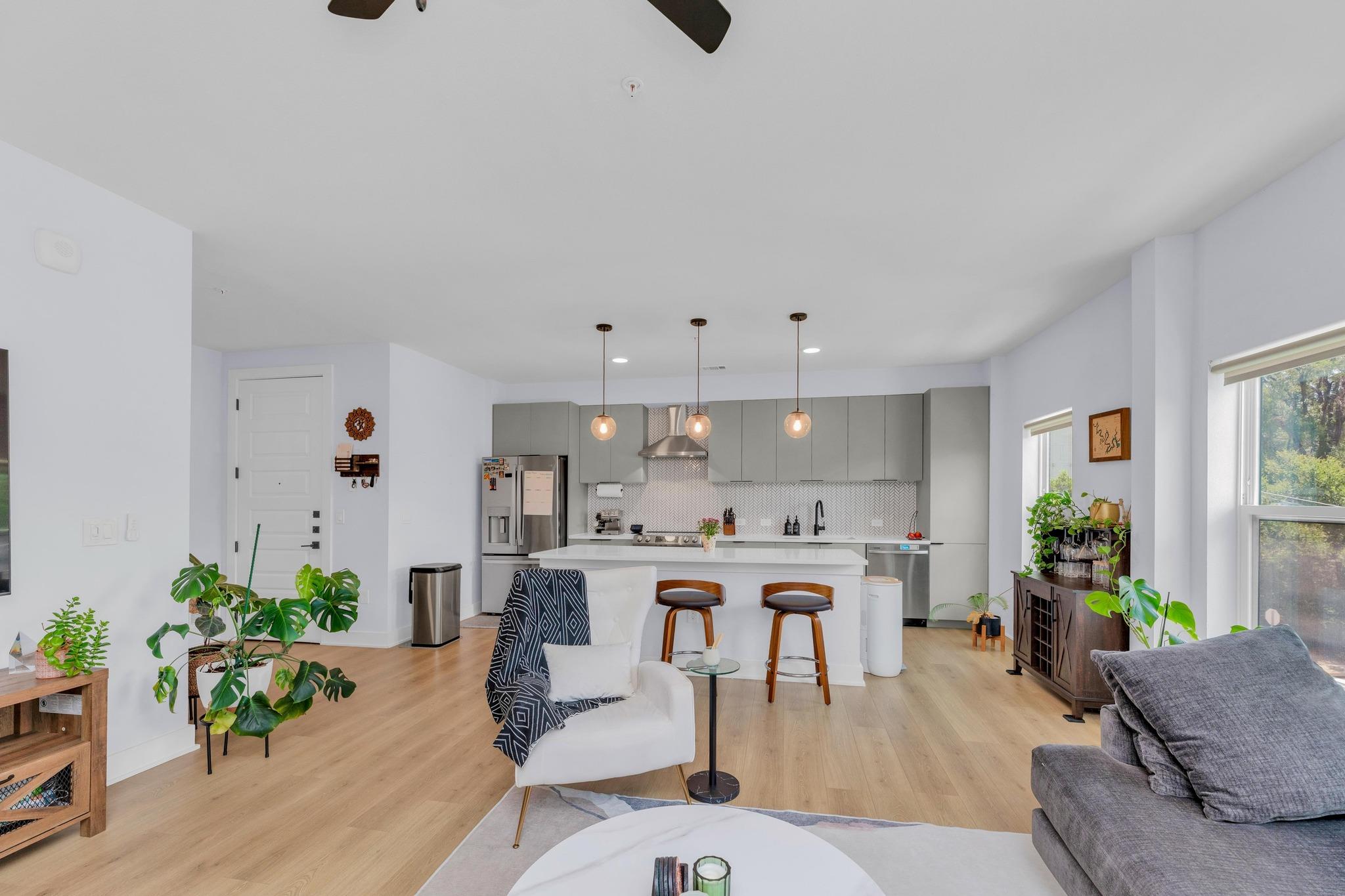 2500 Longview ST #323 — photo 3