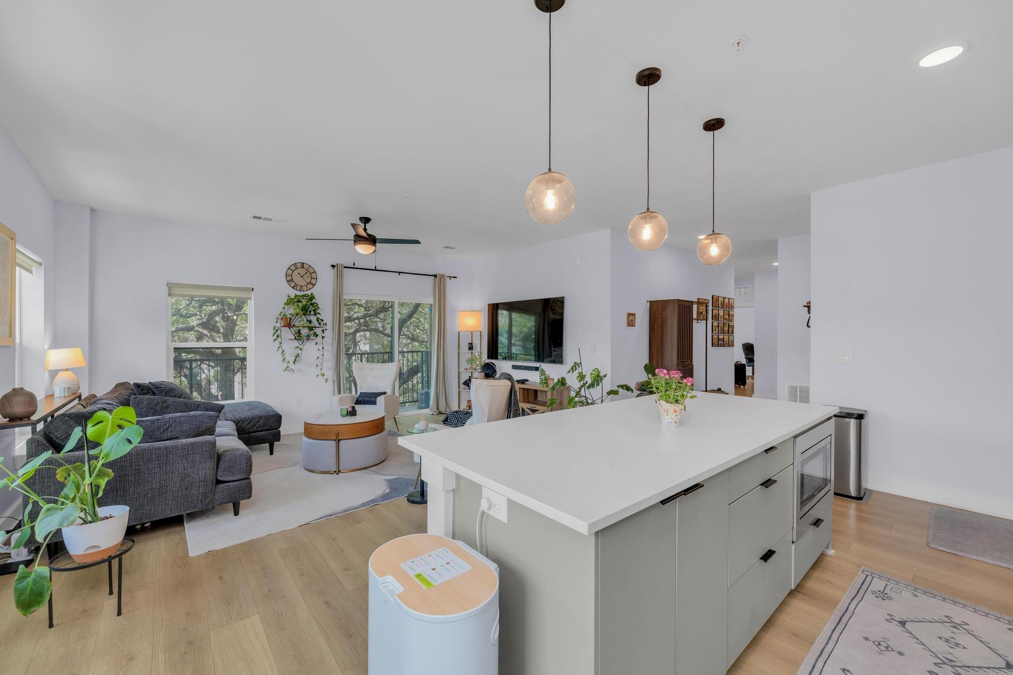 2500 Longview ST #323 — photo 5