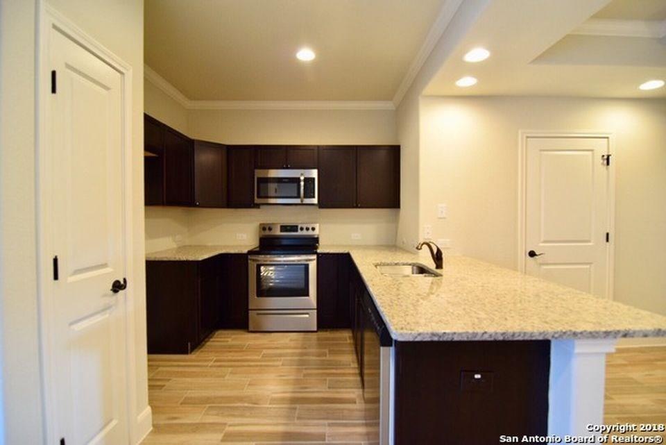 6403 Melanzane Ave #2 — photo 5