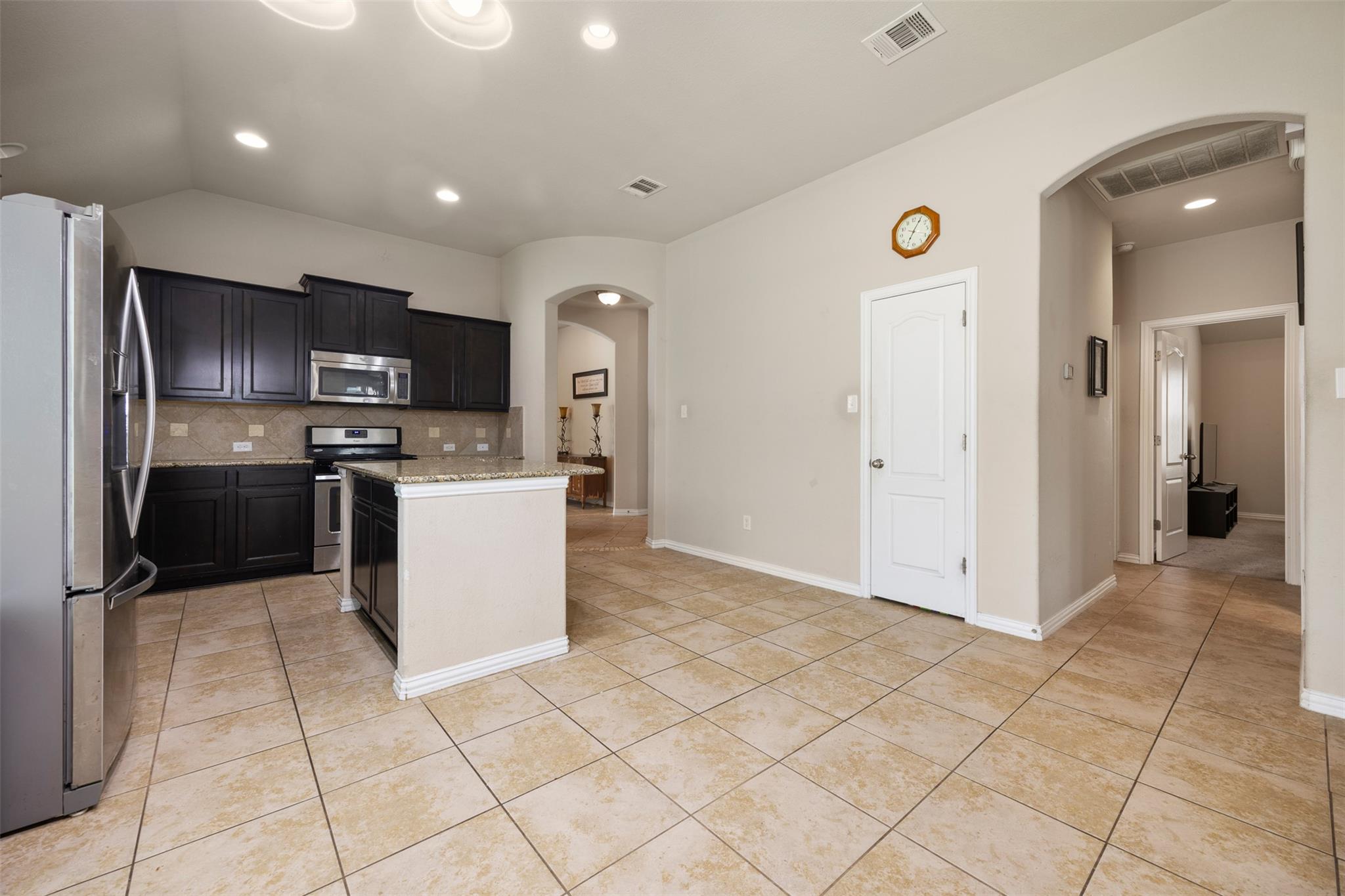 258 Snow Owl HOLW — photo 4