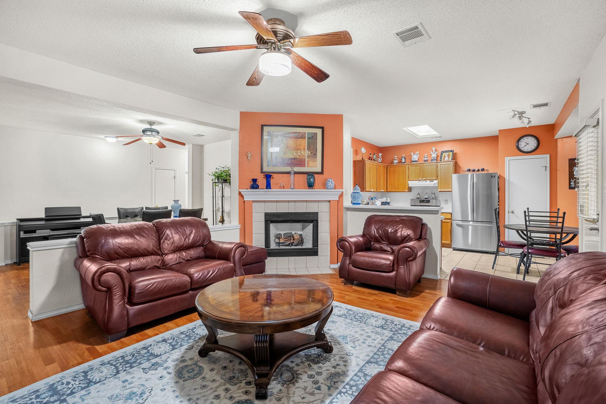 1121 Black Locust DR — photo 4
