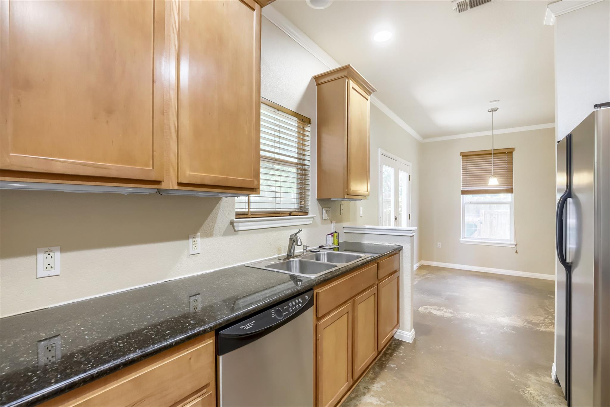 15314 Oklahoma ST — photo 4