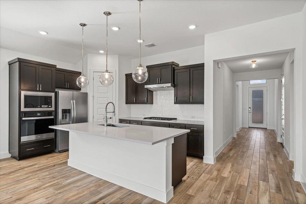 9704 Boathouse DR — photo 3