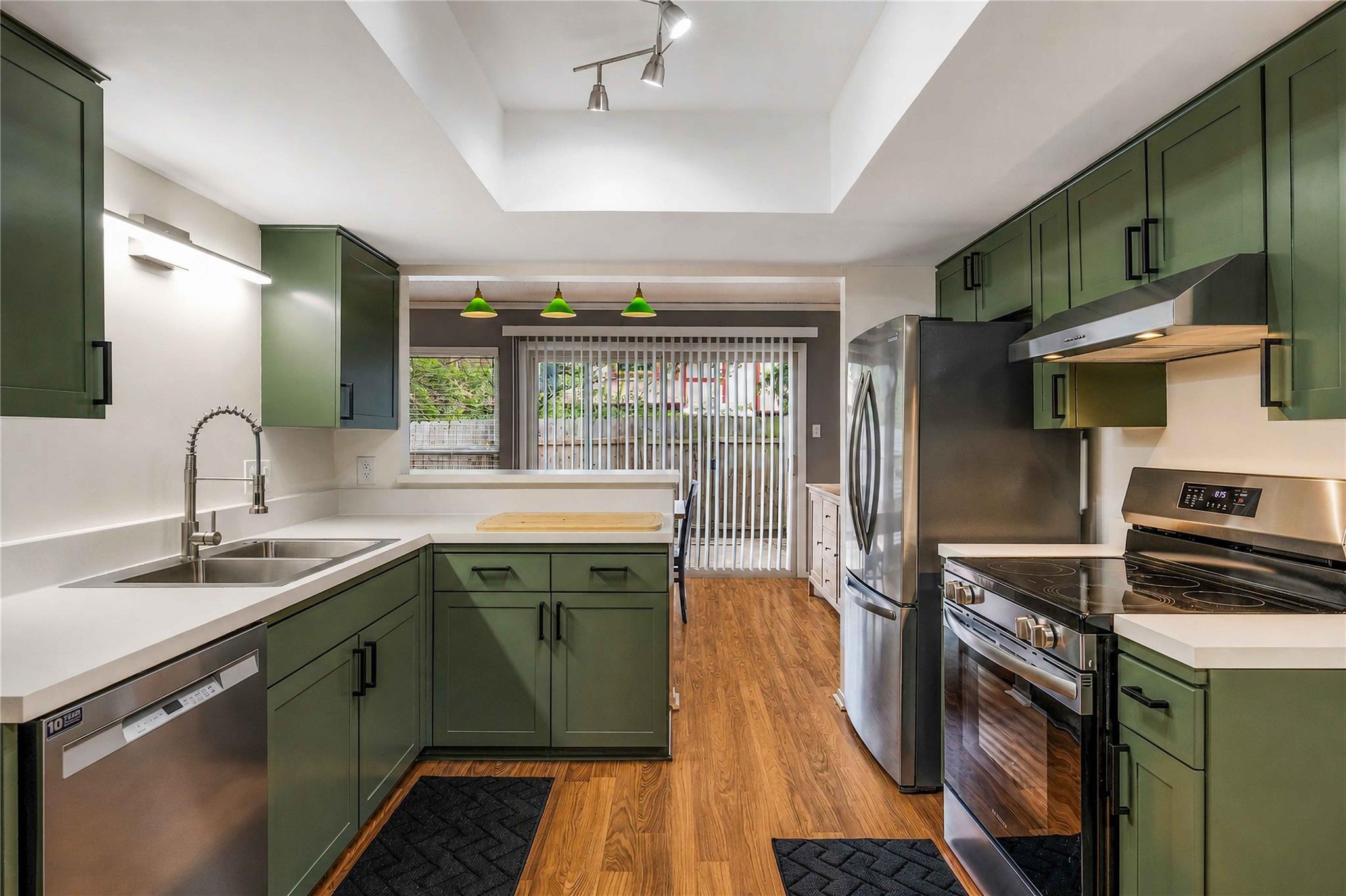 8903 Trone CIR #C — photo 4