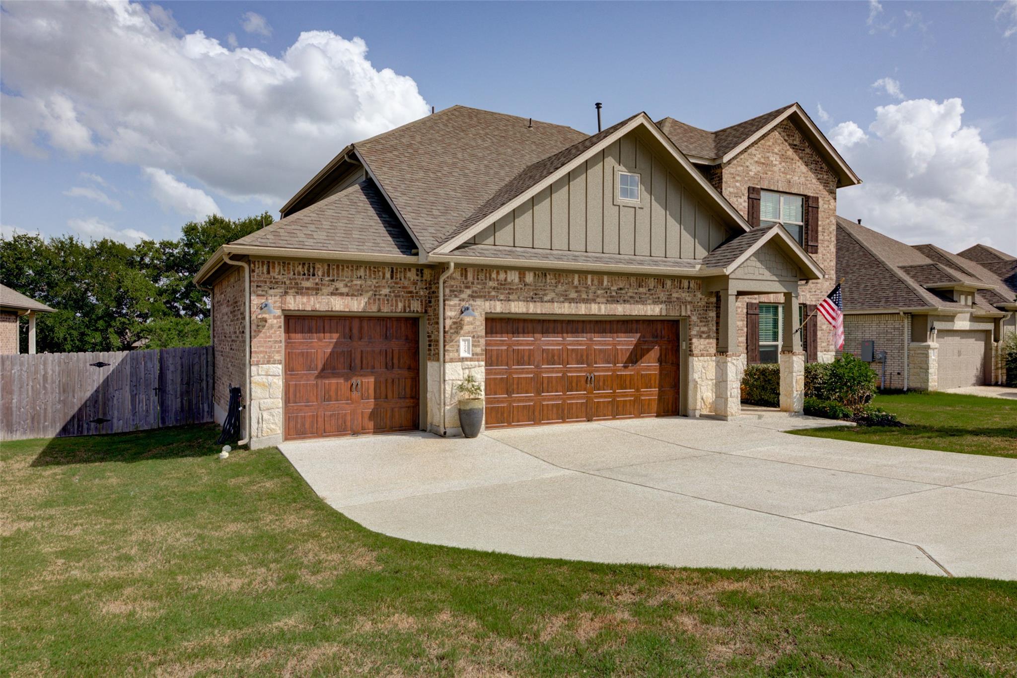 175 Goshen DR — photo 4