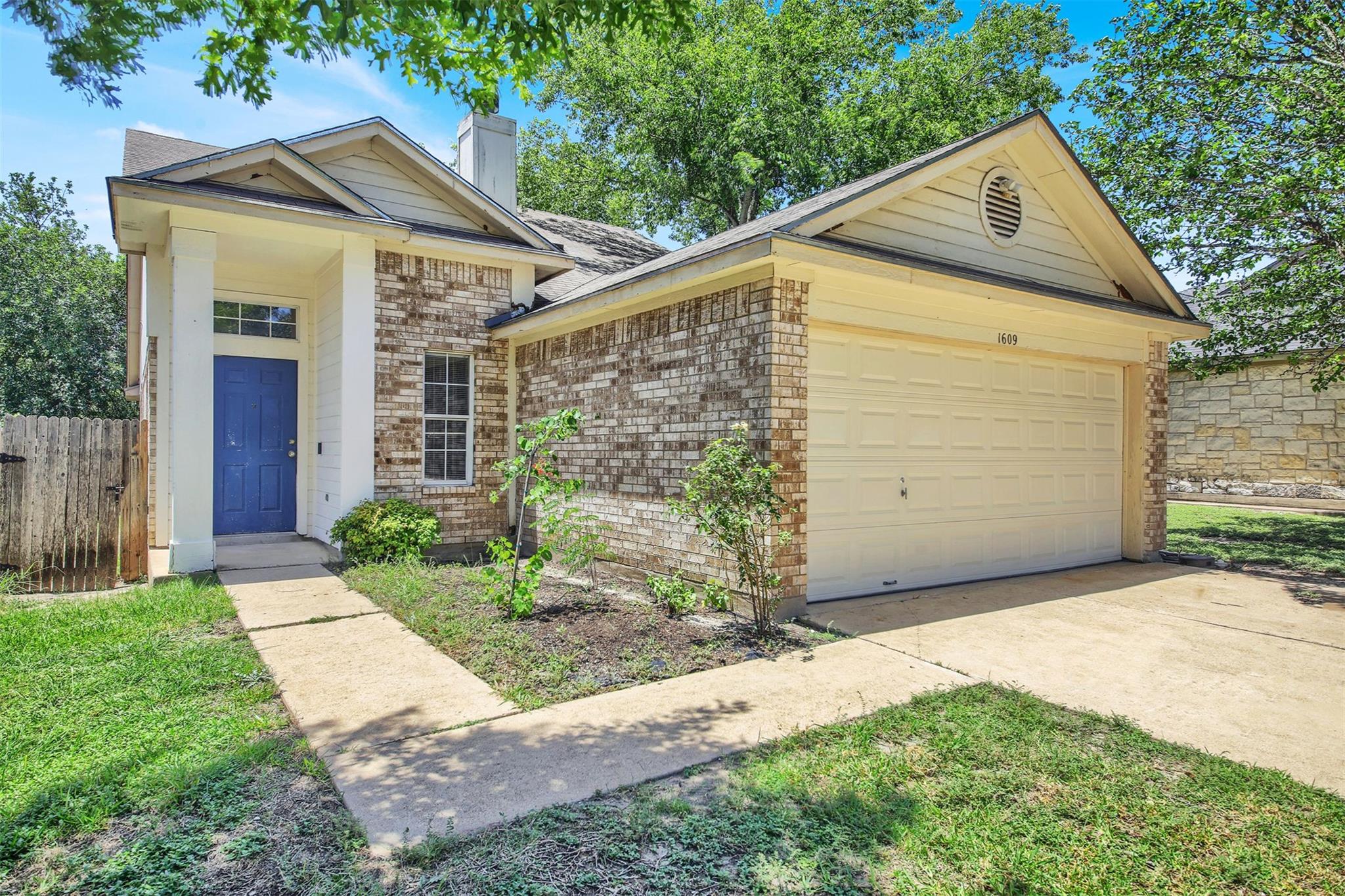1609 Harness Raceway ST — photo 4