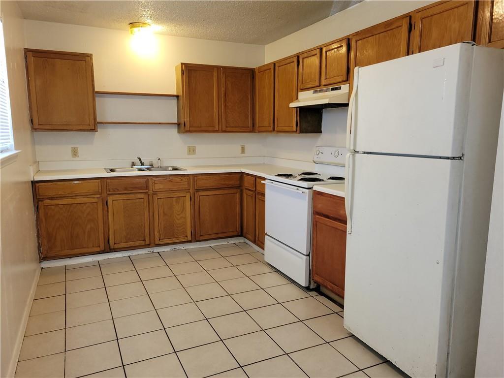 1609 Jones ST #A — photo 3