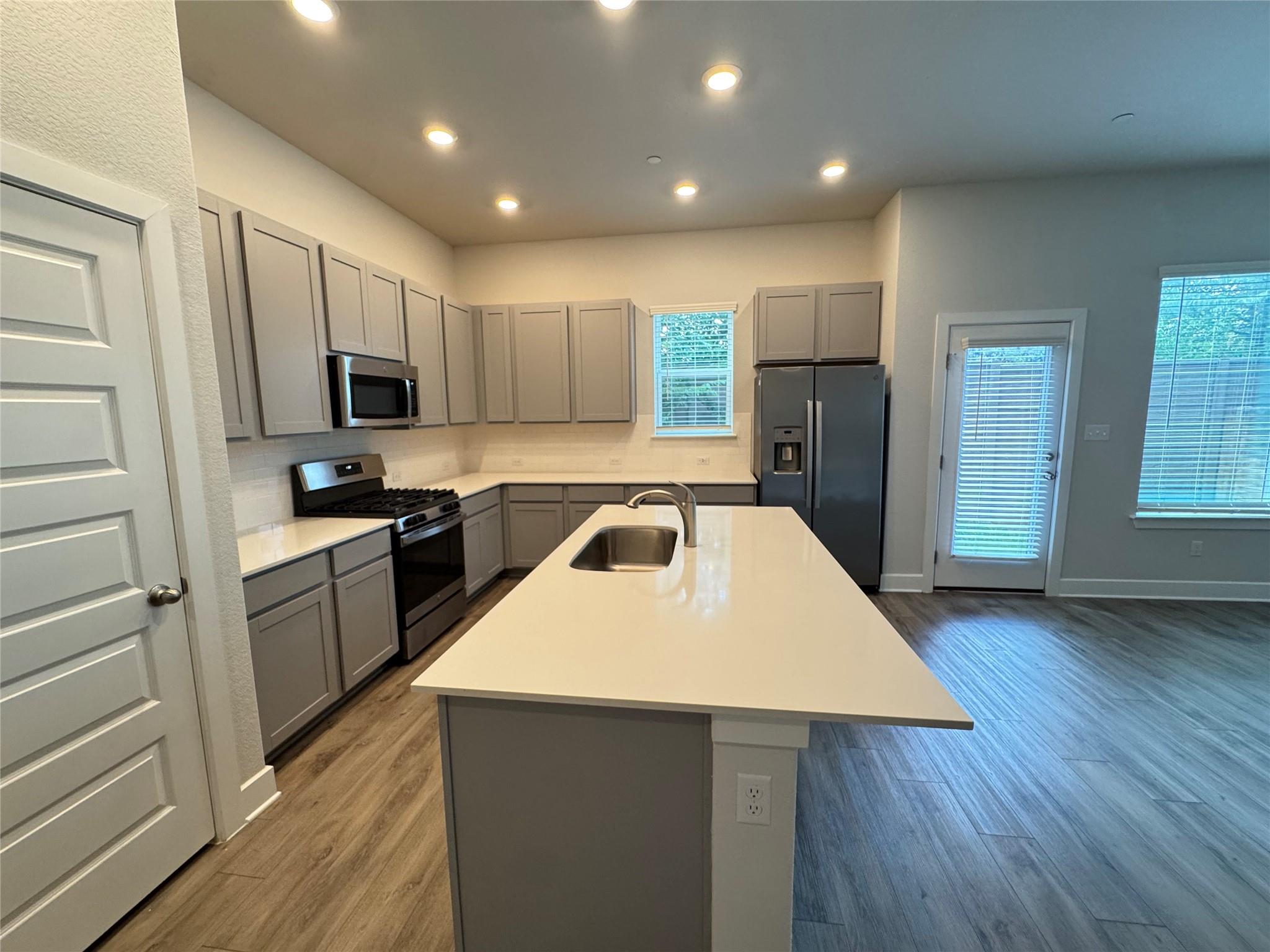 3000 Chisholm Trail RD #20 — photo 4