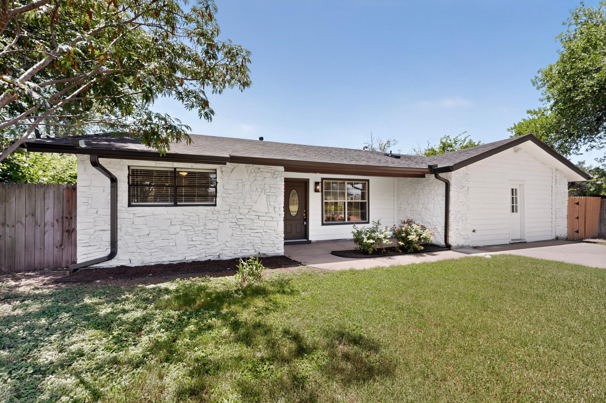 2307 Galway ST — photo 3