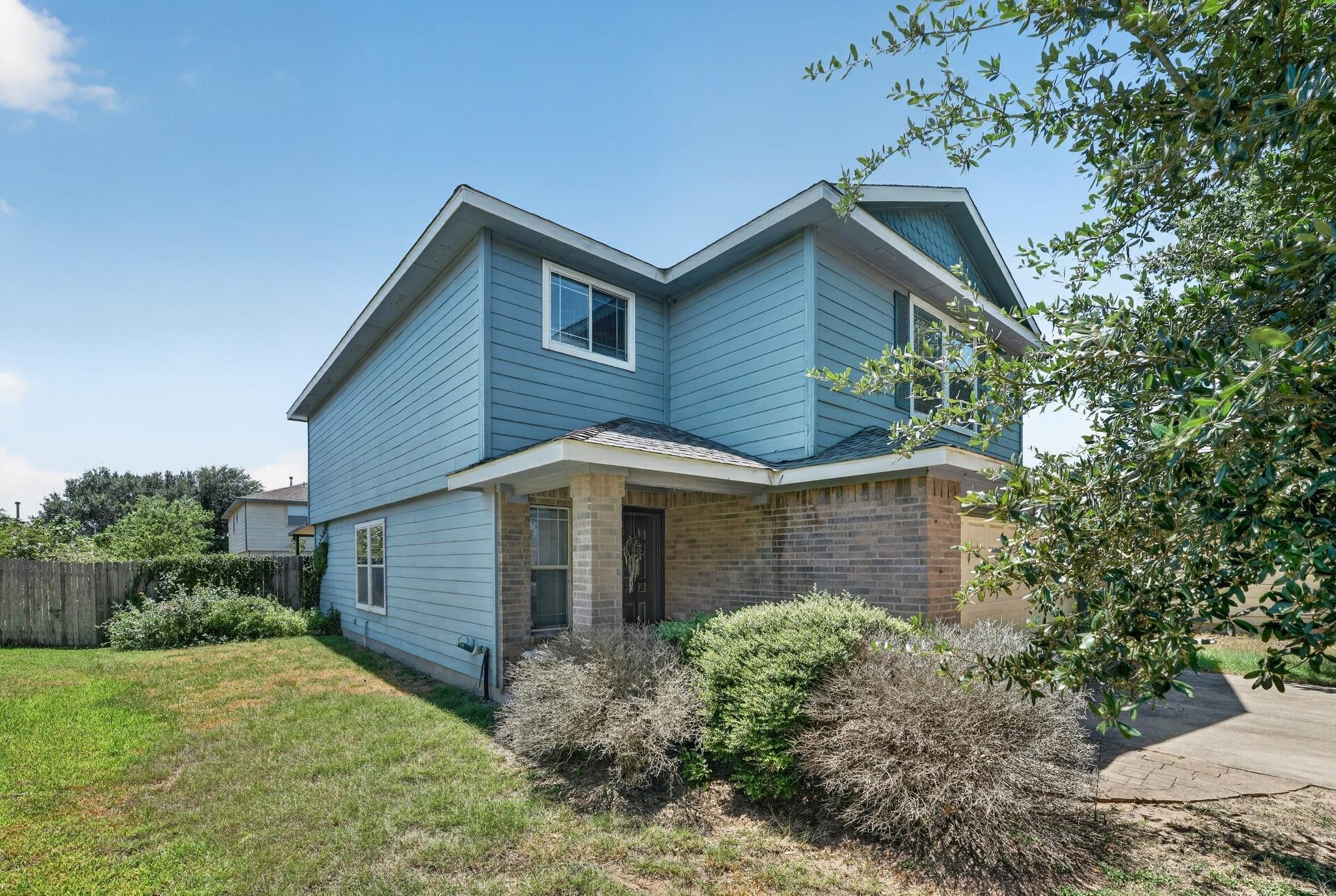 125 Jade Lake CV — photo 4