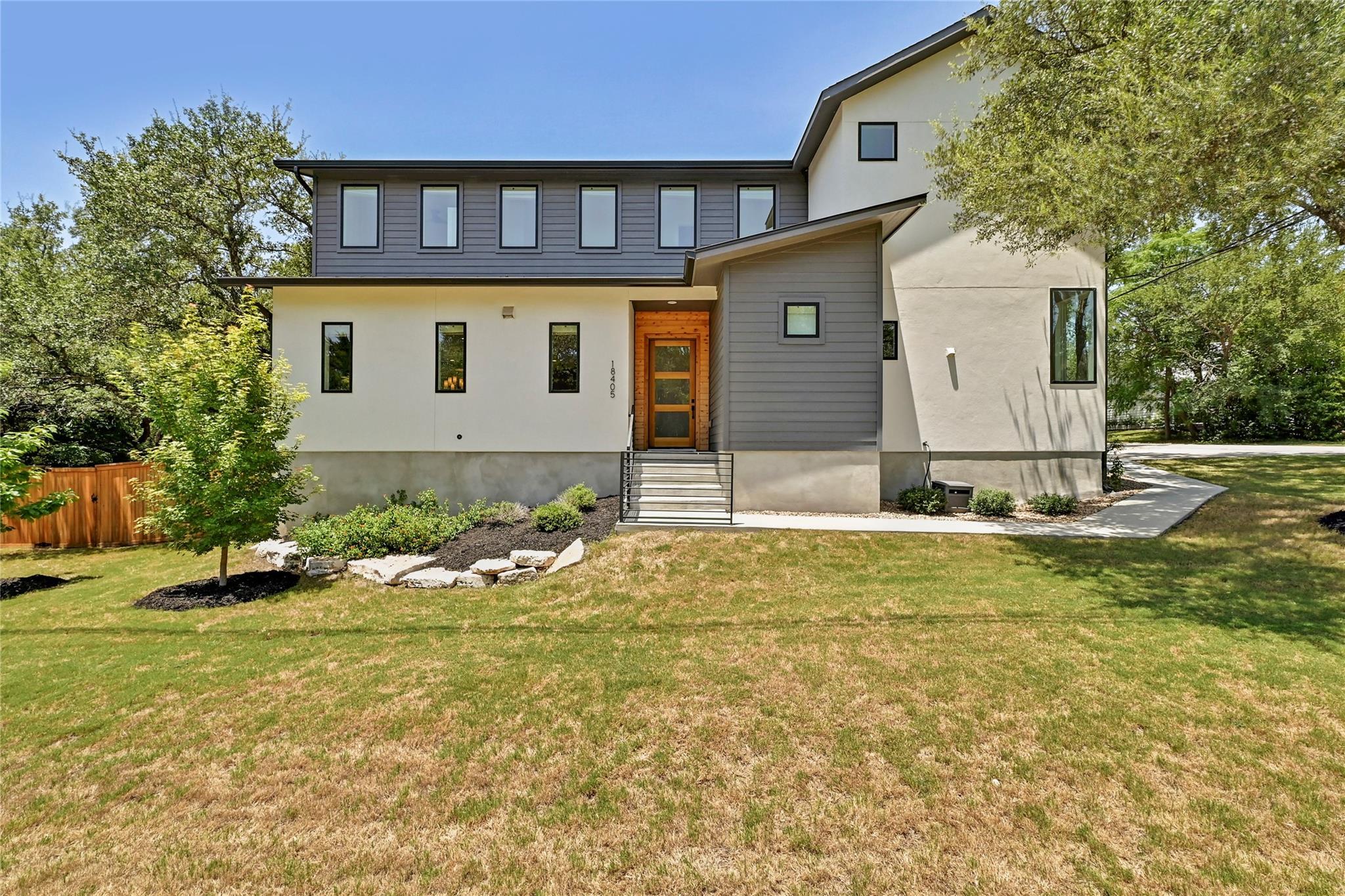 18405 Georgetown DR